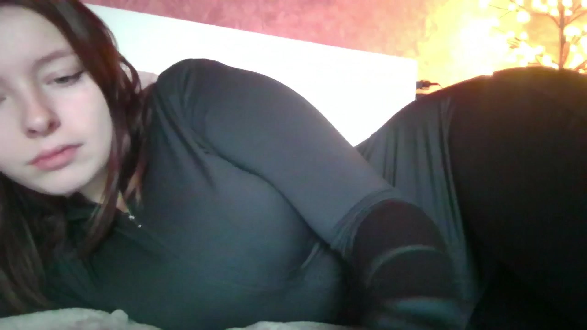 Gallery image thumbnail from MaryCut's myfreecams stream on, 12/22/2025, 11:23 image 12 of 20