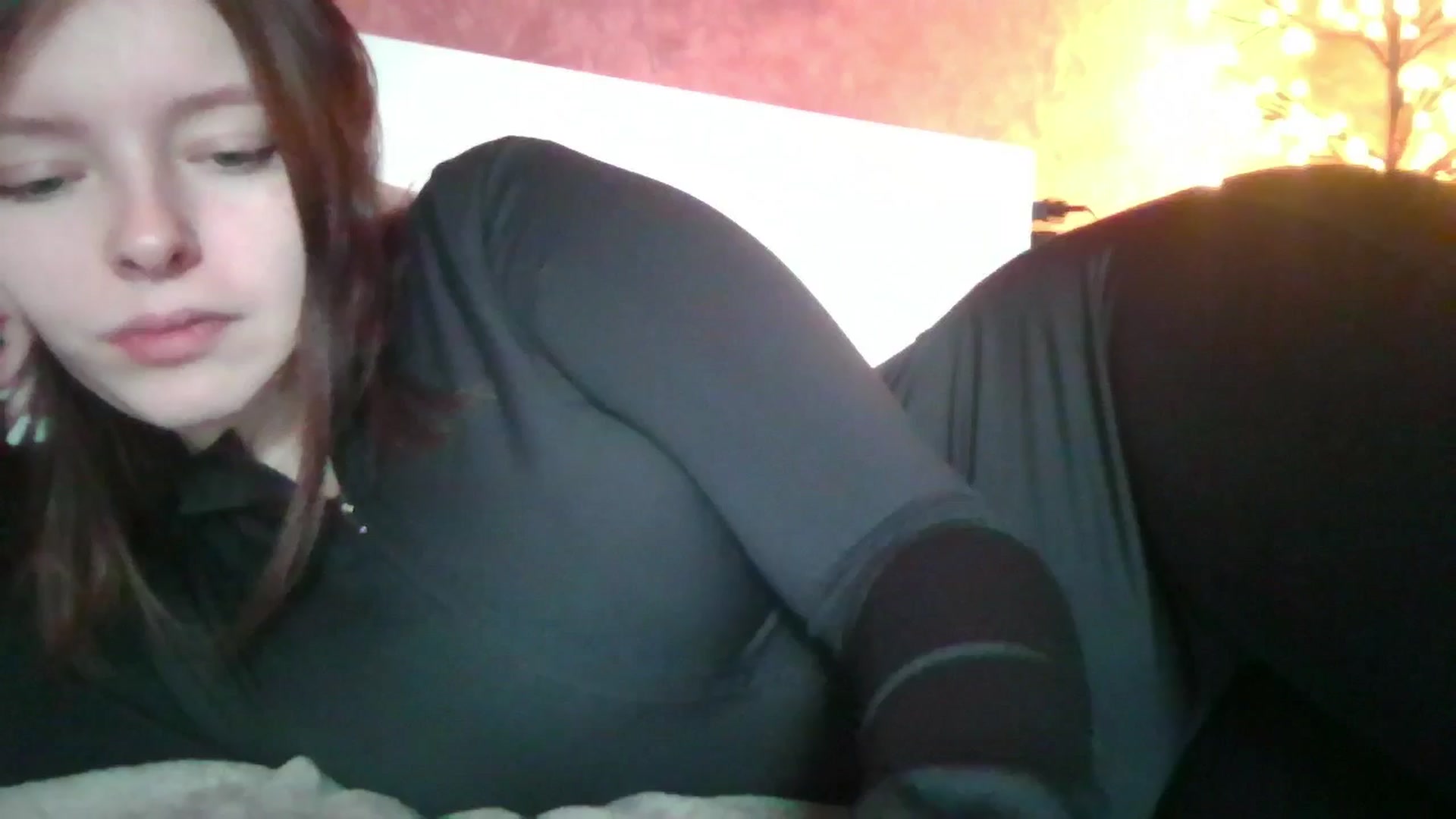 Gallery image thumbnail from MaryCut's myfreecams stream on, 12/22/2025, 11:23 image 8 of 20