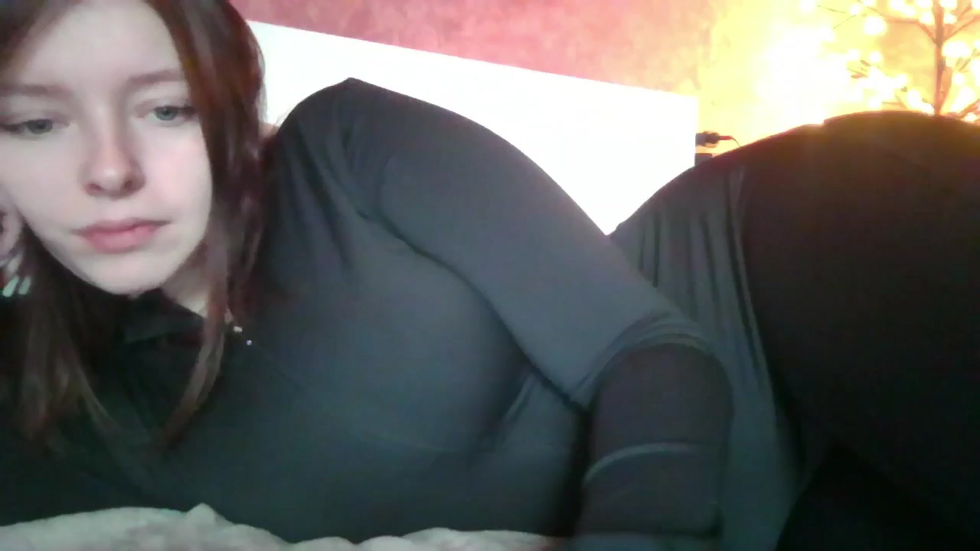 Gallery image thumbnail from MaryCut's myfreecams stream on, 12/22/2025, 11:23 image 11 of 20