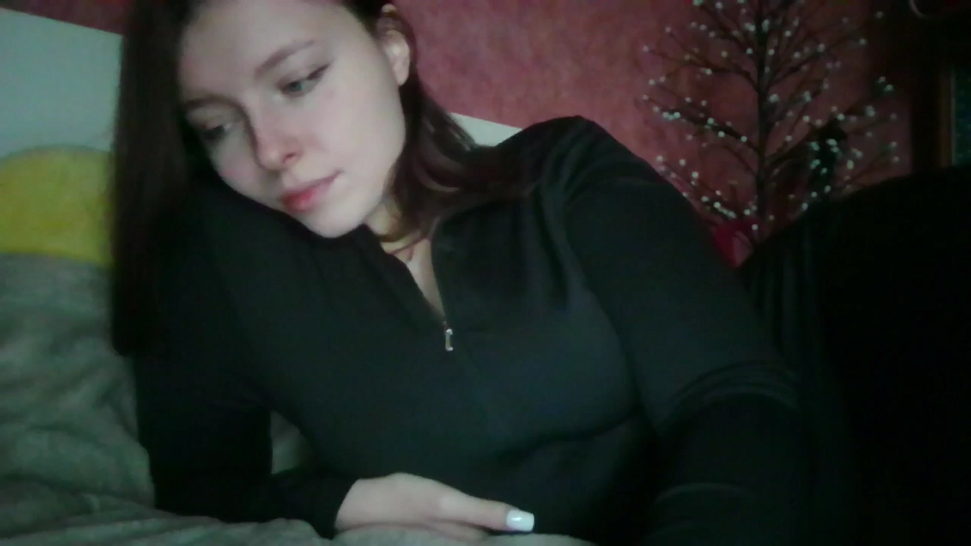 Gallery image thumbnail from MaryCut's myfreecams stream on, 12/22/2025, 12:51 image 8 of 20