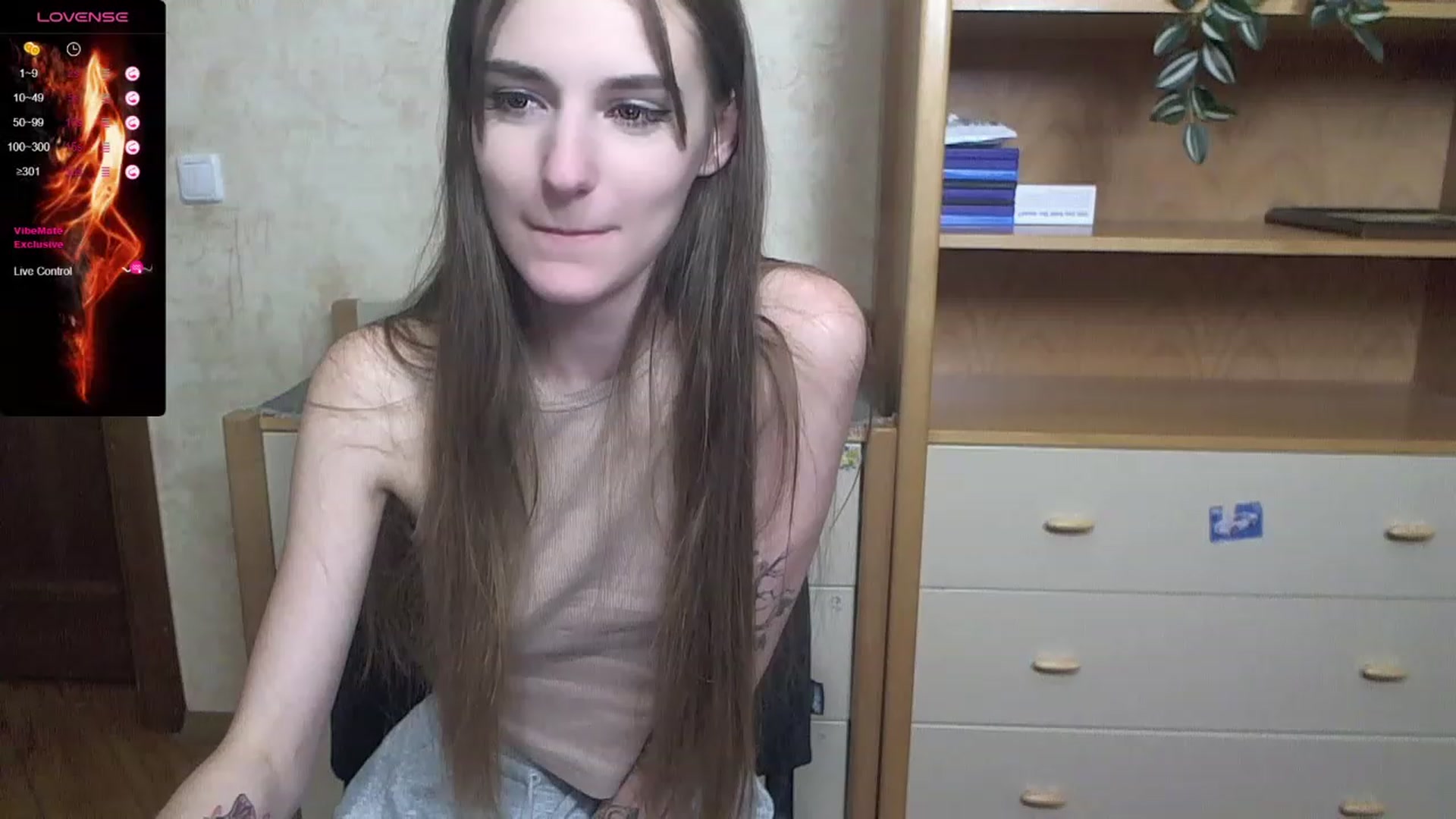 Gallery image thumbnail from MaryGrant's myfreecams stream on, 09/13/2023, 24:36 image 3 of 20
