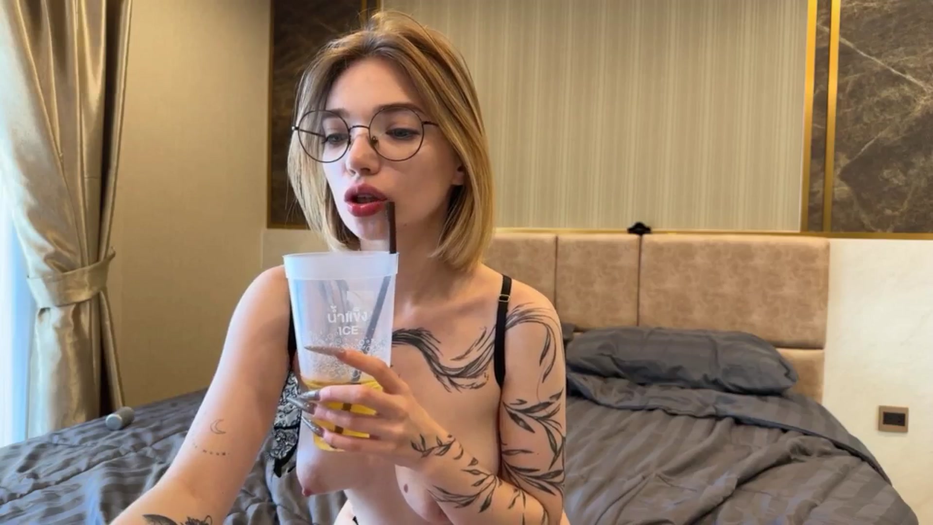 Gallery image thumbnail from MaryHarriss's myfreecams stream on, 12/19/2025, 02:04 image 20 of 20
