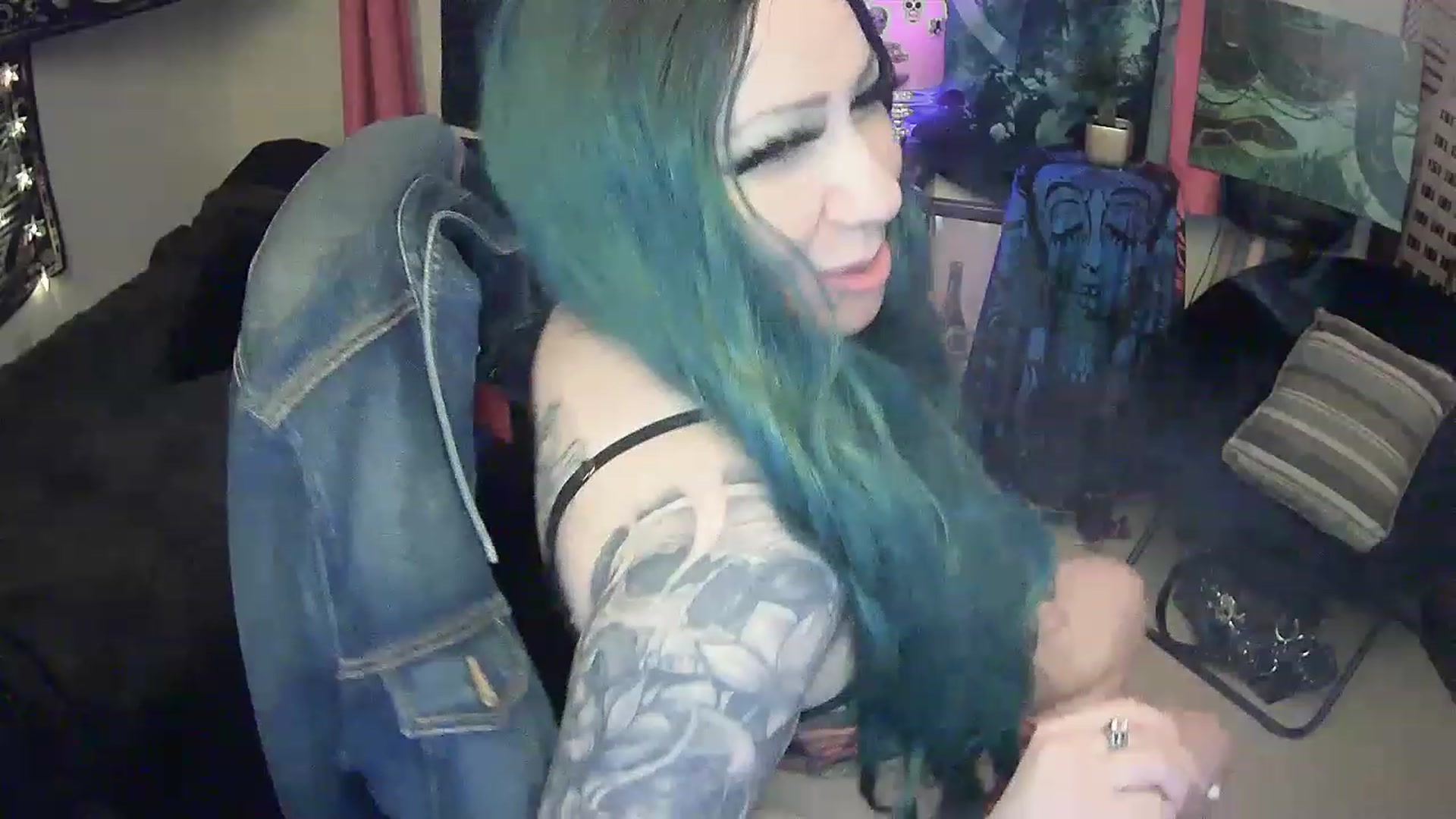 Gallery image thumbnail from MaryJane46's myfreecams stream on, 02/12/2023, 06:07 image 11 of 20