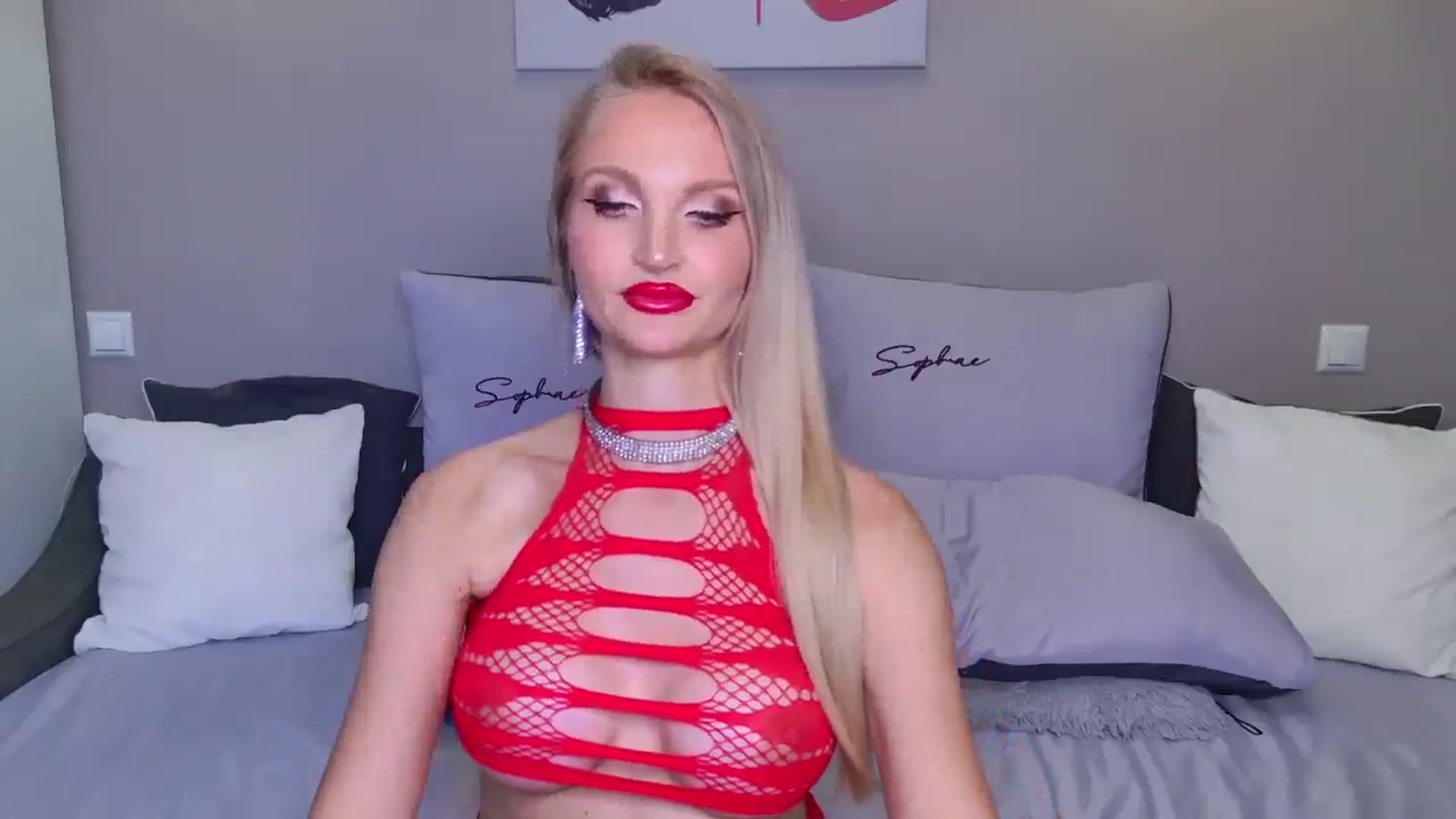 Gallery image thumbnail from MaryLight's myfreecams stream on, 07/07/2025, 01:58 image 9 of 20