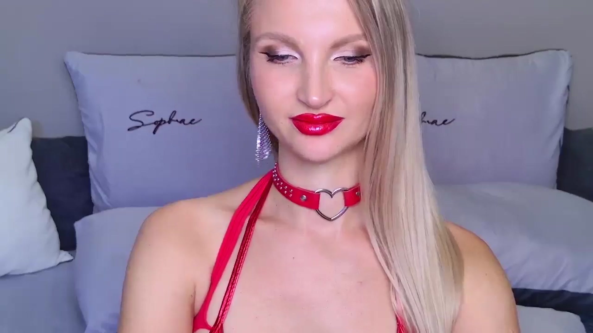 Gallery image thumbnail from MaryLight's myfreecams stream on, 07/25/2025, 09:59 image 15 of 20