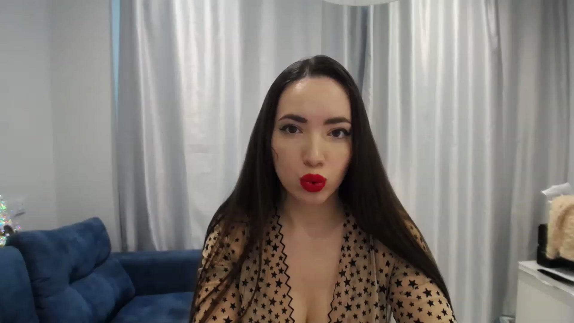 Gallery image thumbnail from MaryLuLu's myfreecams stream on, 03/27/2023, 12:00 image 8 of 20