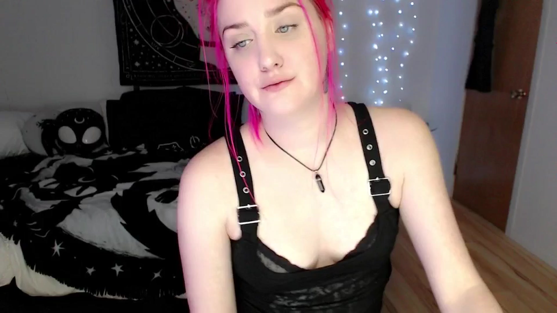 Gallery image thumbnail from MaryMary_'s myfreecams stream on, 09/11/2025, 04:52 image 3 of 20