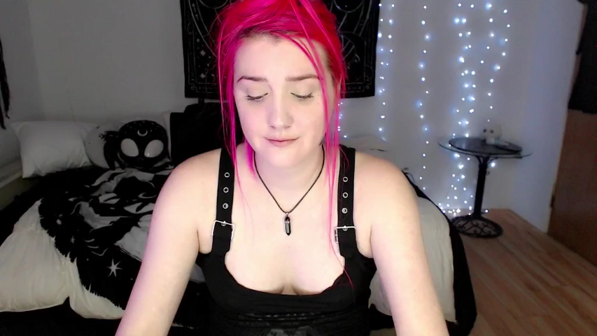 Gallery image thumbnail from MaryMary_'s myfreecams stream on, 09/11/2025, 04:52 image 16 of 20