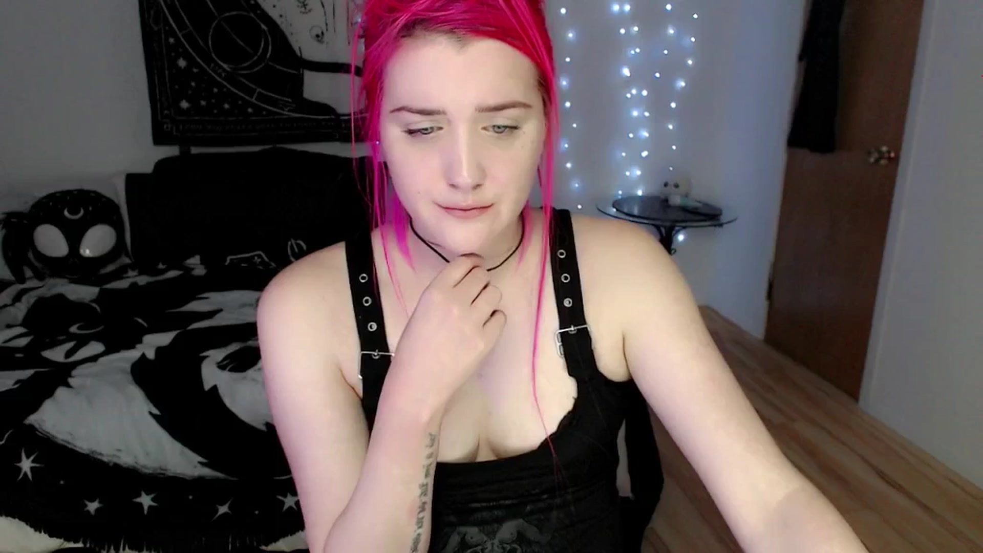 Gallery image thumbnail from MaryMary_'s myfreecams stream on, 09/11/2025, 04:52 image 20 of 20