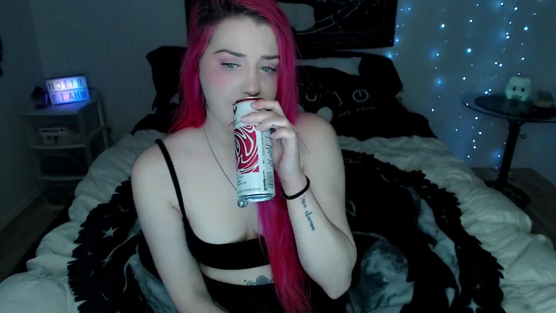 Gallery image thumbnail from MaryMary_'s myfreecams stream on, 10/16/2025, 03:10 image 8 of 20