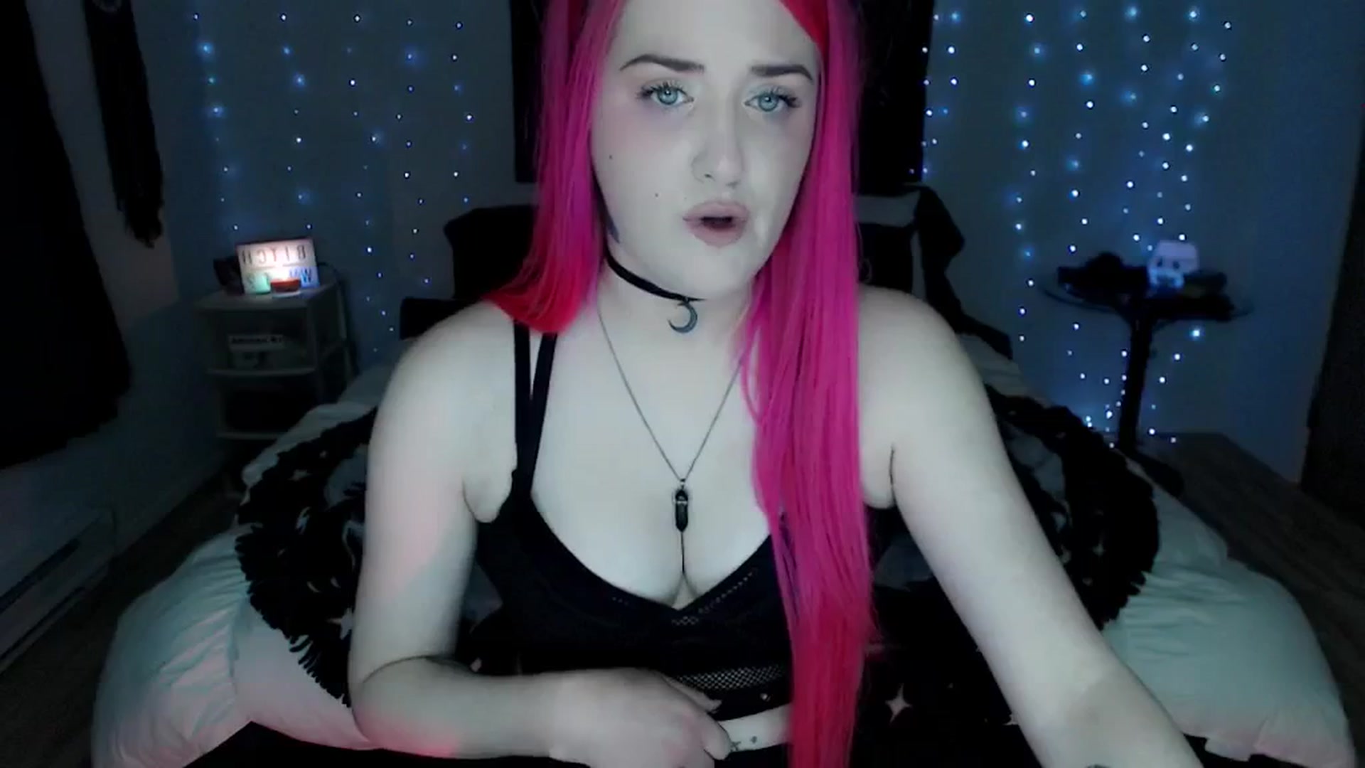 Gallery image thumbnail from MaryMary_'s myfreecams stream on, 10/21/2025, 04:42 image 2 of 20