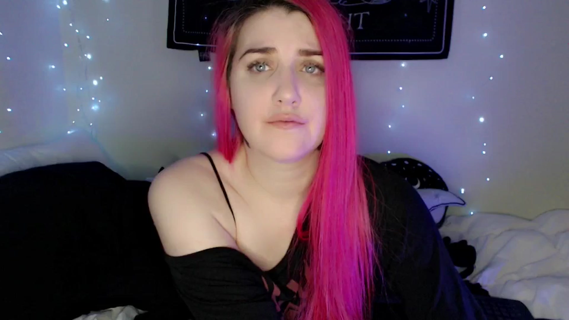 Gallery image thumbnail from MaryMary_'s myfreecams stream on, 02/14/2026, 07:33 image 17 of 20