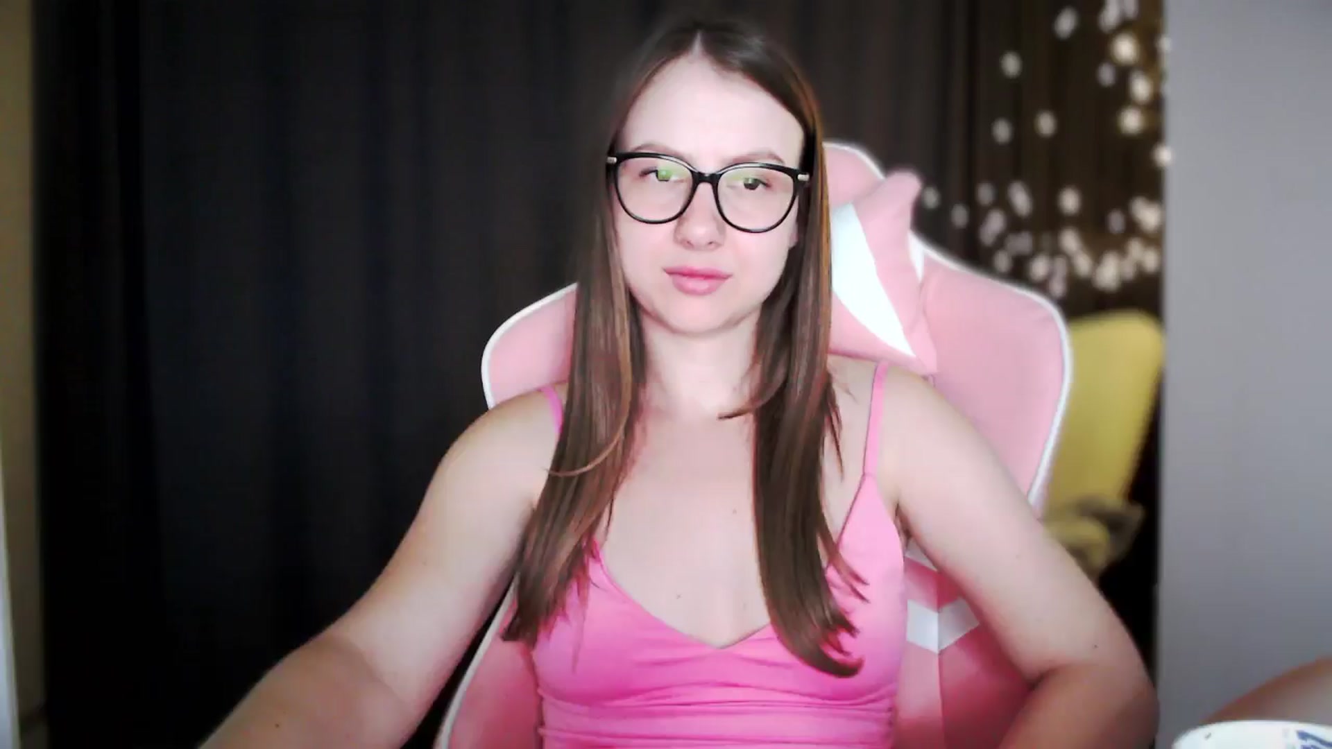 Gallery image thumbnail from MaryMe_'s myfreecams stream on, 07/10/2024, 24:02 image 5 of 20