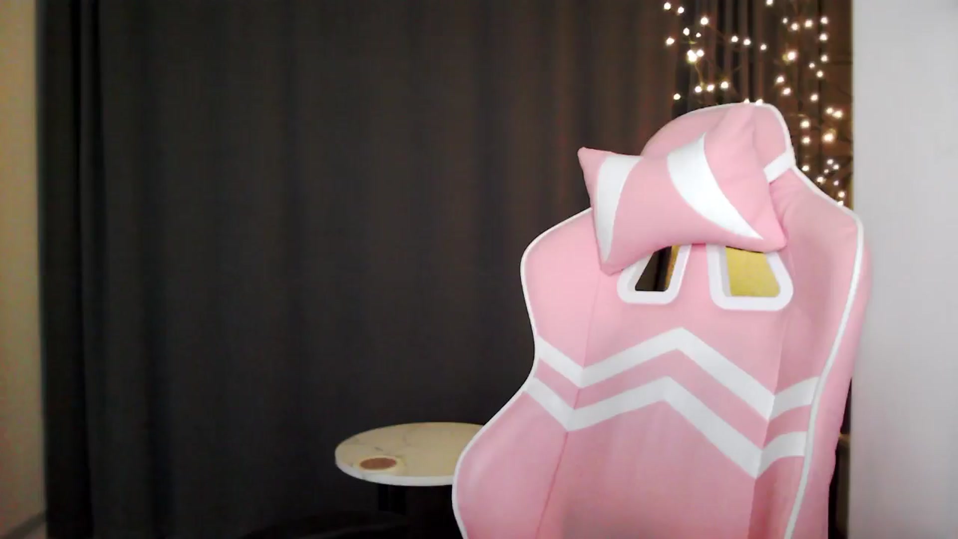 Gallery image thumbnail from MaryMe_'s myfreecams stream on, 07/14/2024, 02:29 image 2 of 20
