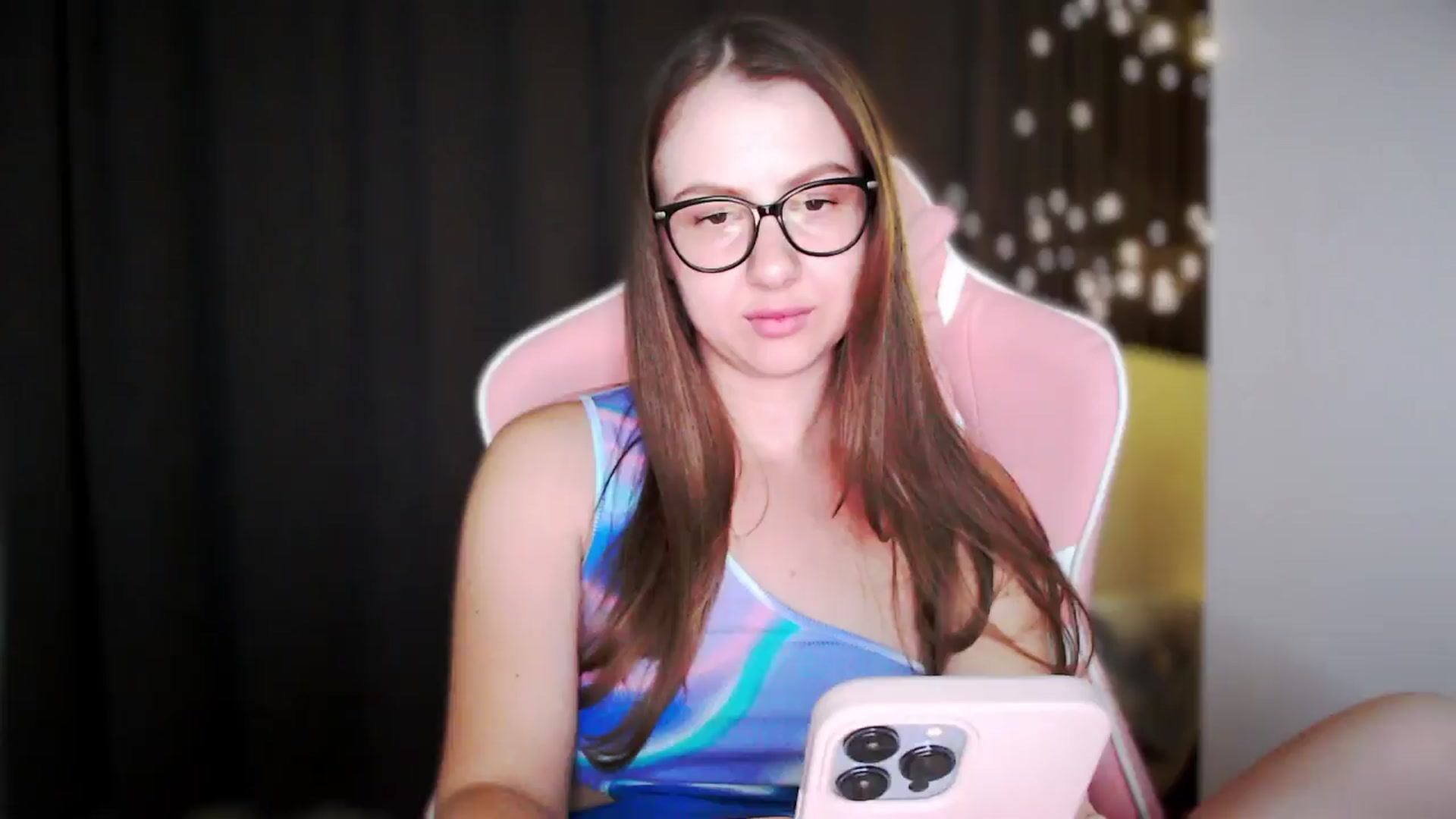 Gallery image thumbnail from MaryMe_'s myfreecams stream on, 07/23/2024, 23:06 image 10 of 20