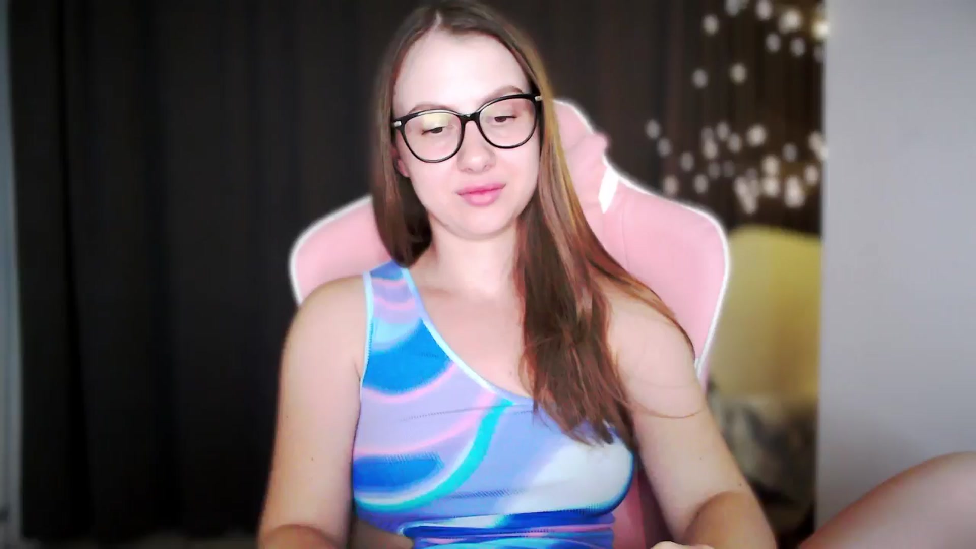 Gallery image thumbnail from MaryMe_'s myfreecams stream on, 07/23/2024, 23:35 image 19 of 20