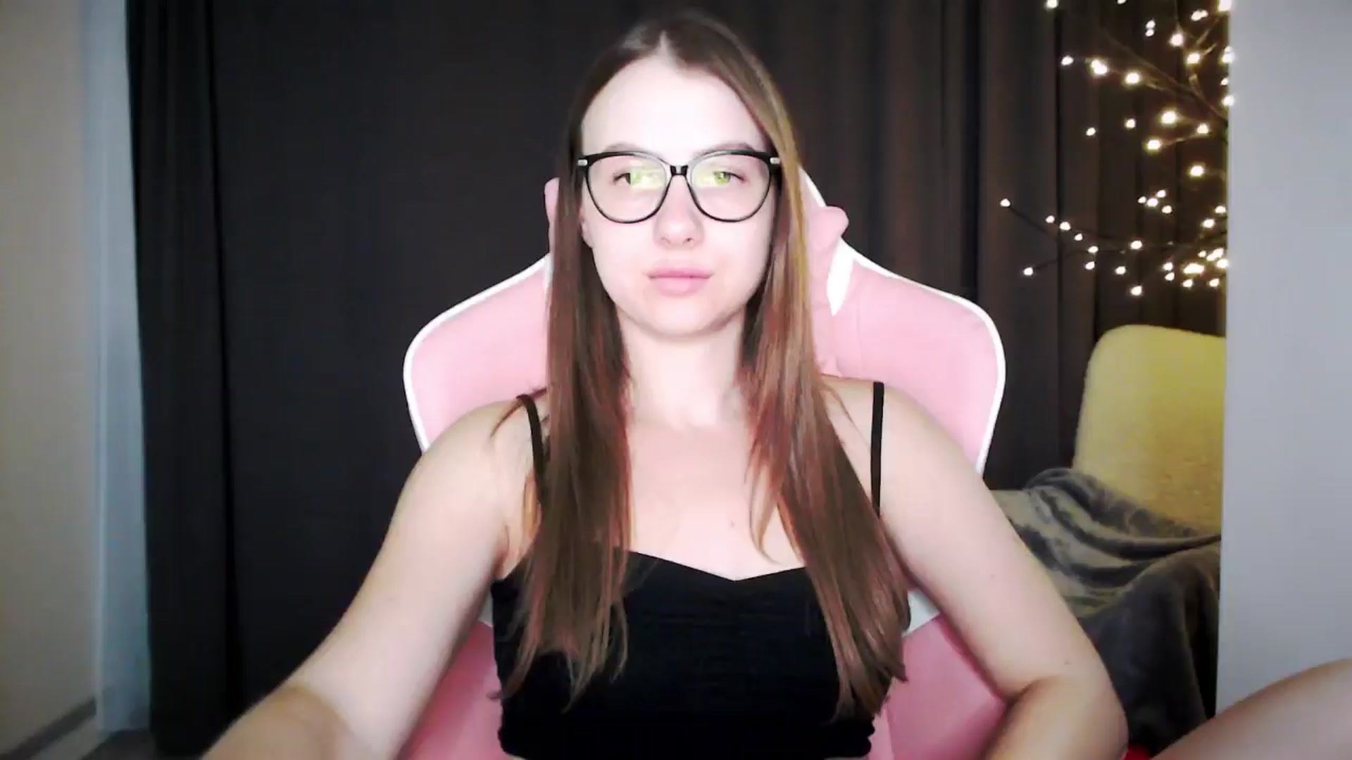 Gallery image thumbnail from MaryMe_'s myfreecams stream on, 08/03/2024, 24:30 image 3 of 20