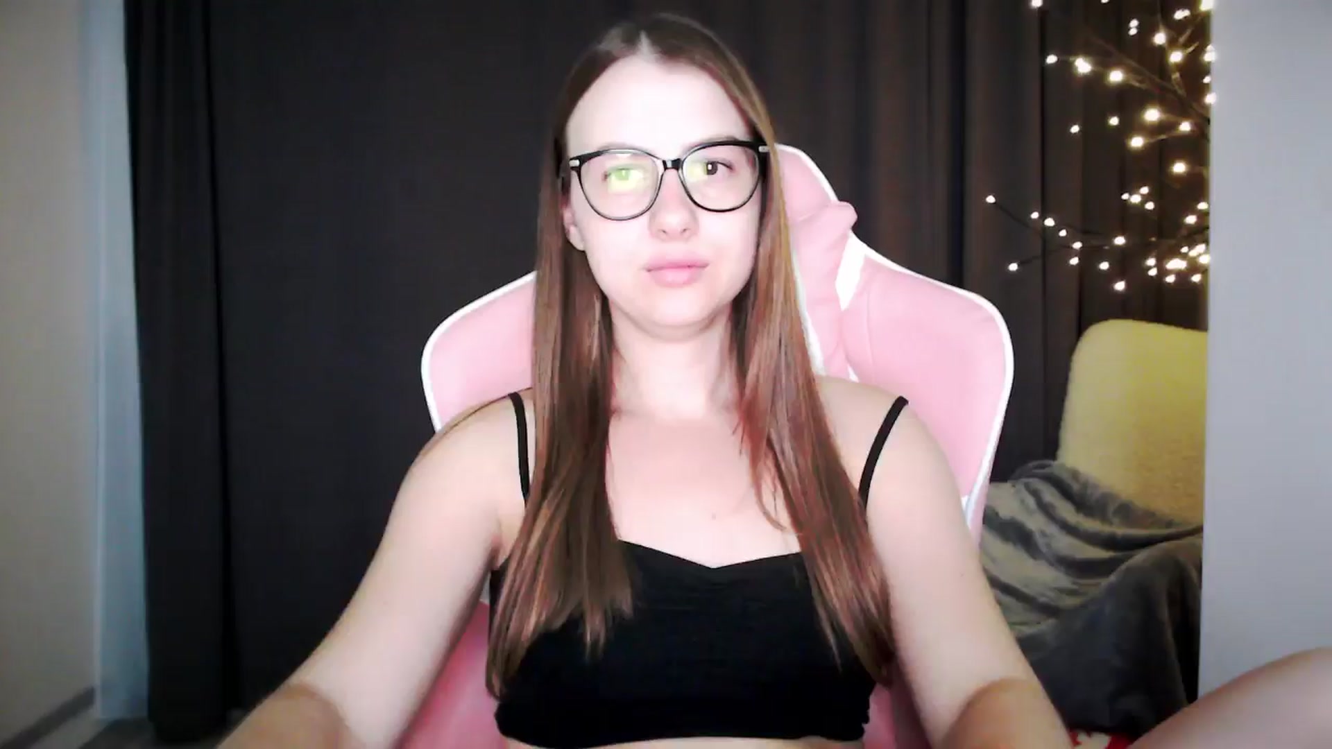Gallery image thumbnail from MaryMe_'s myfreecams stream on, 08/03/2024, 24:30 image 12 of 20