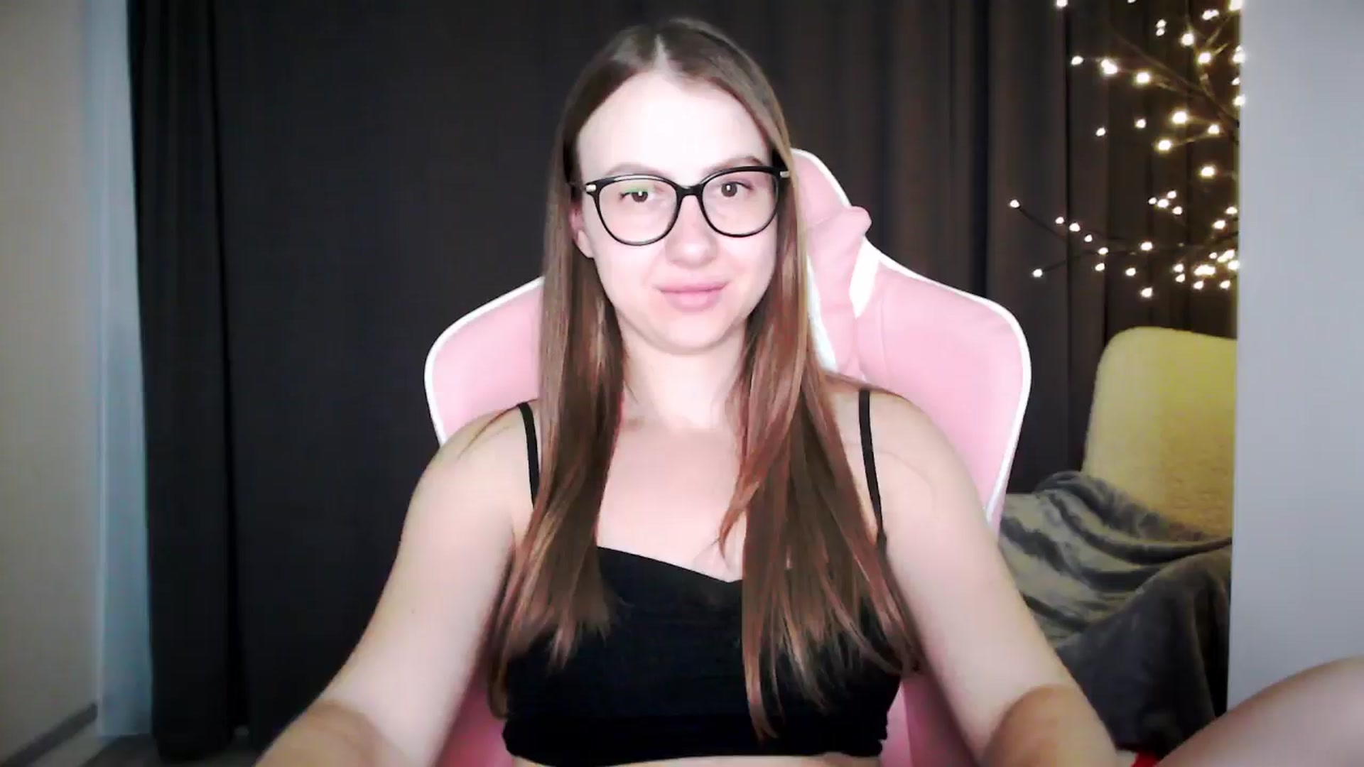 Gallery image thumbnail from MaryMe_'s myfreecams stream on, 08/03/2024, 24:30 image 18 of 20