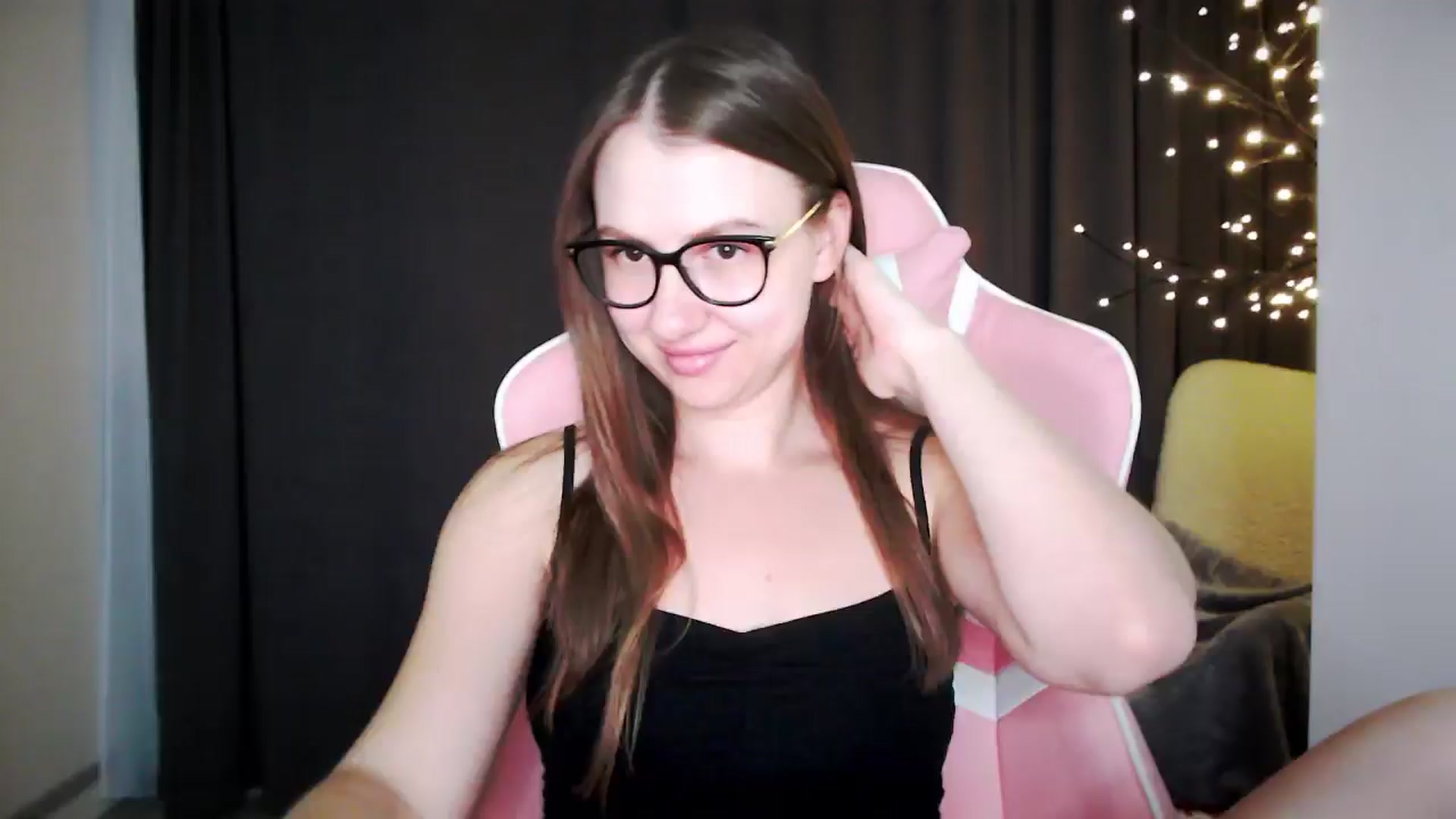 Gallery image thumbnail from MaryMe_'s myfreecams stream on, 08/03/2024, 24:30 image 3 of 20