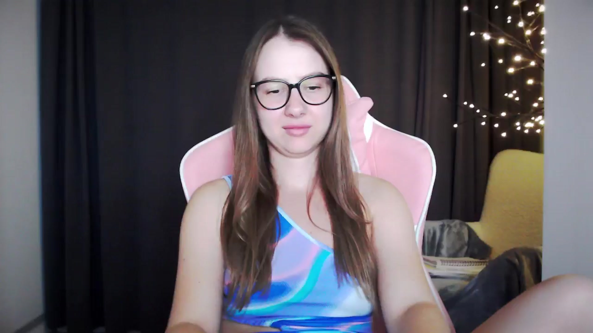 Gallery image thumbnail from MaryMe_'s myfreecams stream on, 08/07/2024, 22:05 image 13 of 20