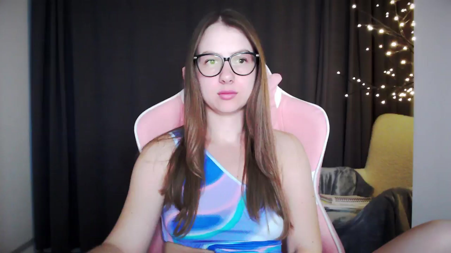 Gallery image thumbnail from MaryMe_'s myfreecams stream on, 08/07/2024, 22:05 image 9 of 20