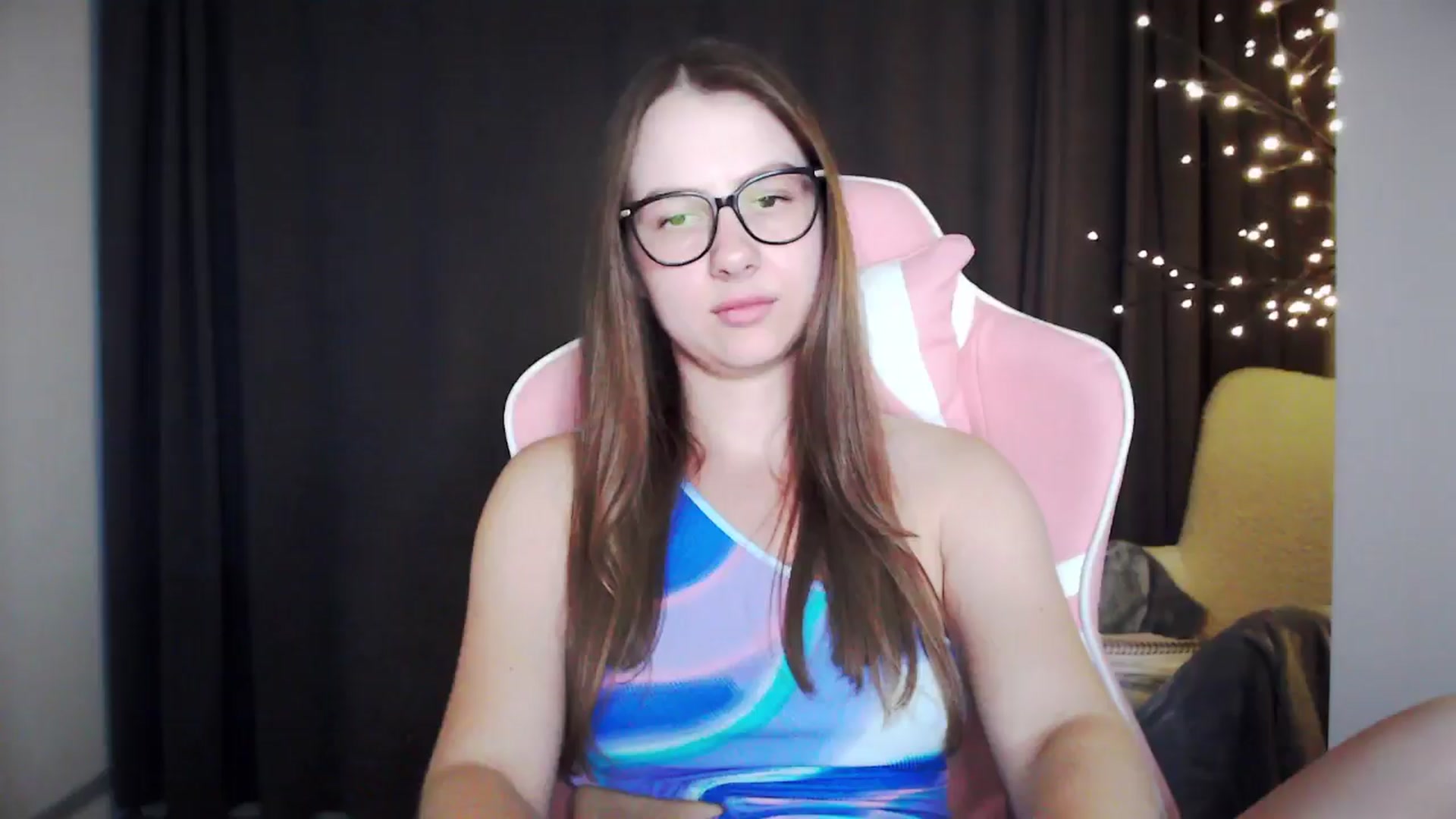 Gallery image thumbnail from MaryMe_'s myfreecams stream on, 08/07/2024, 22:05 image 20 of 20