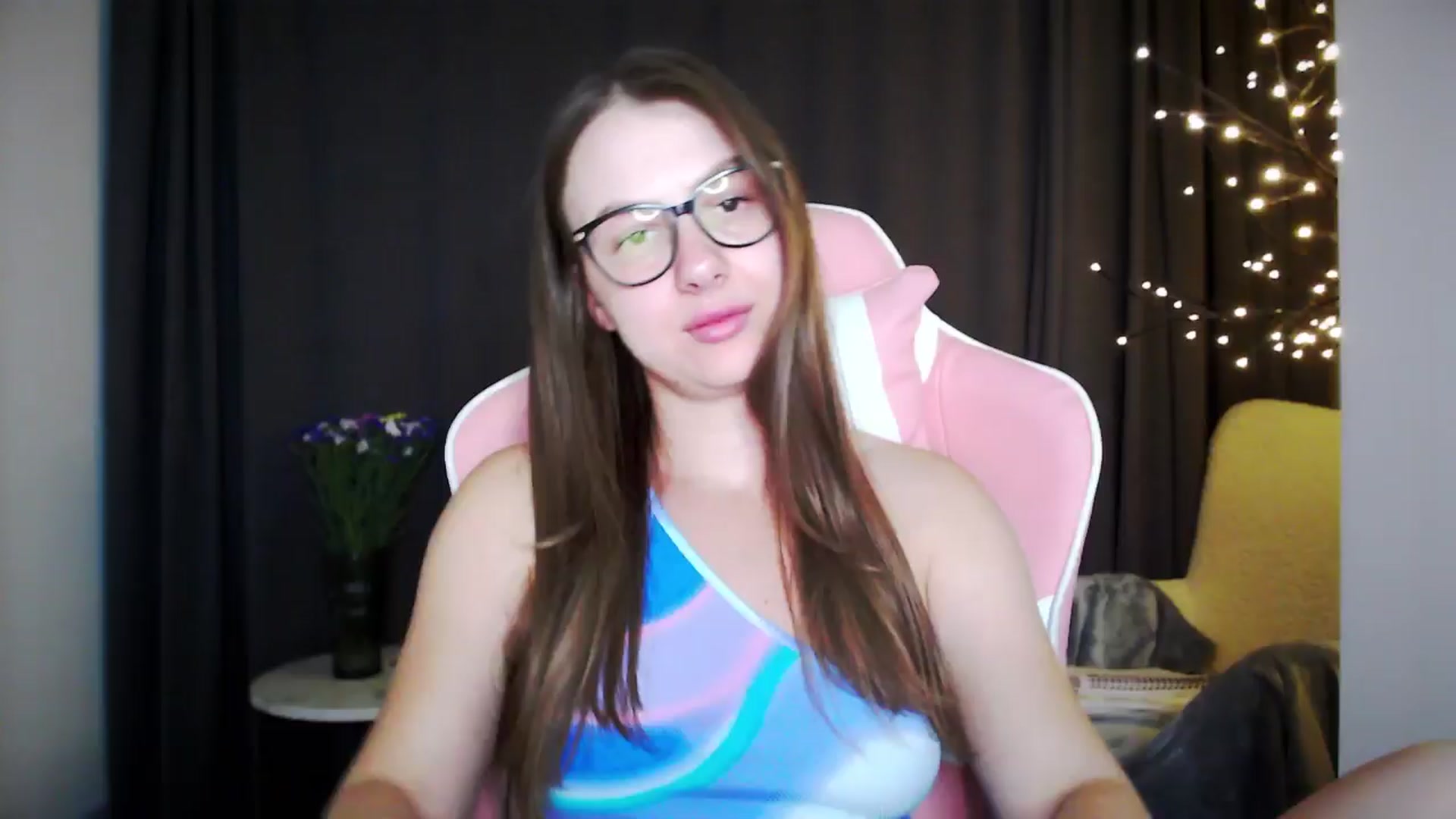 Gallery image thumbnail from MaryMe_'s myfreecams stream on, 08/07/2024, 23:07 image 12 of 20