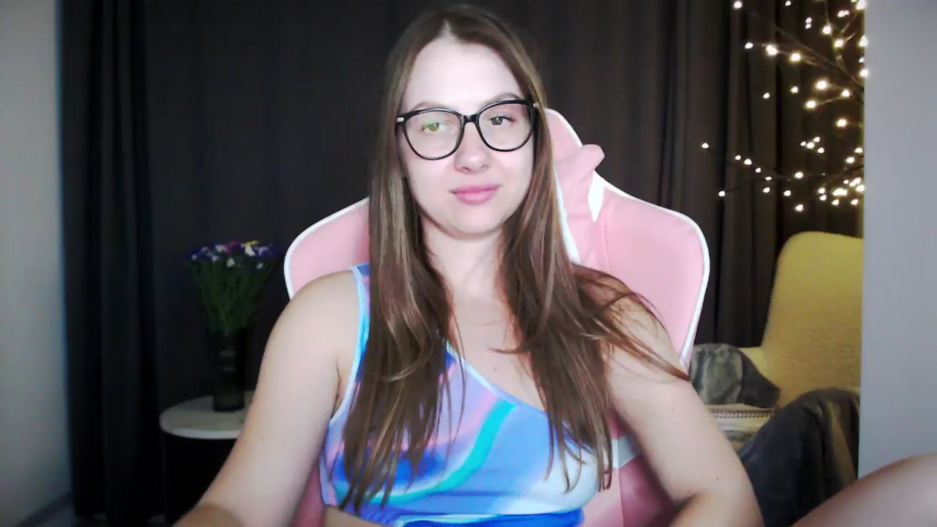 Gallery image thumbnail from MaryMe_'s myfreecams stream on, 08/07/2024, 23:07 image 15 of 20