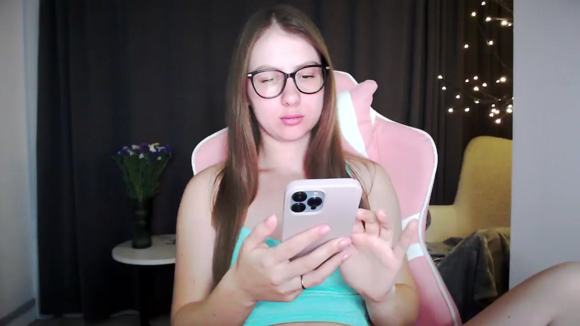 Gallery image thumbnail from MaryMe_'s myfreecams stream on, 08/09/2024, 02:14 image 1 of 20