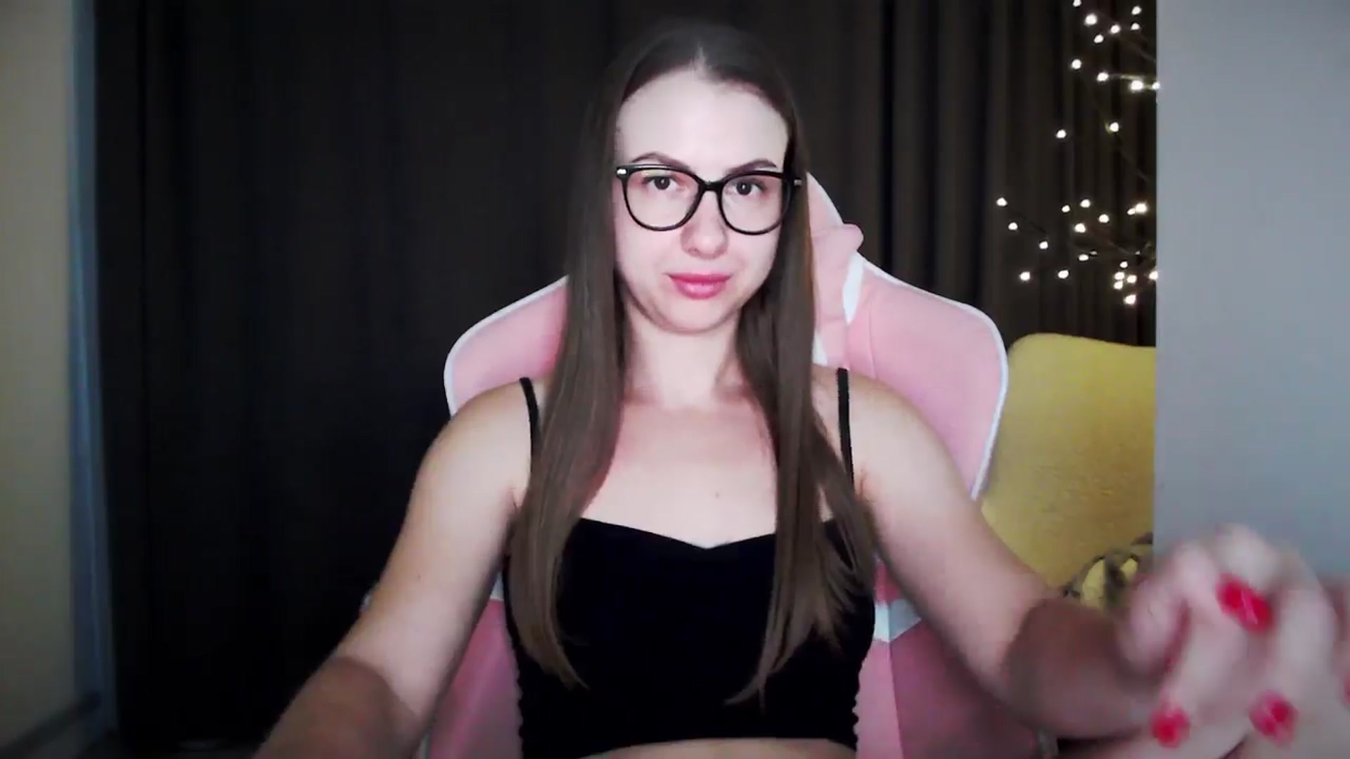 Gallery image thumbnail from MaryMe_'s myfreecams stream on, 08/15/2024, 23:21 image 10 of 20