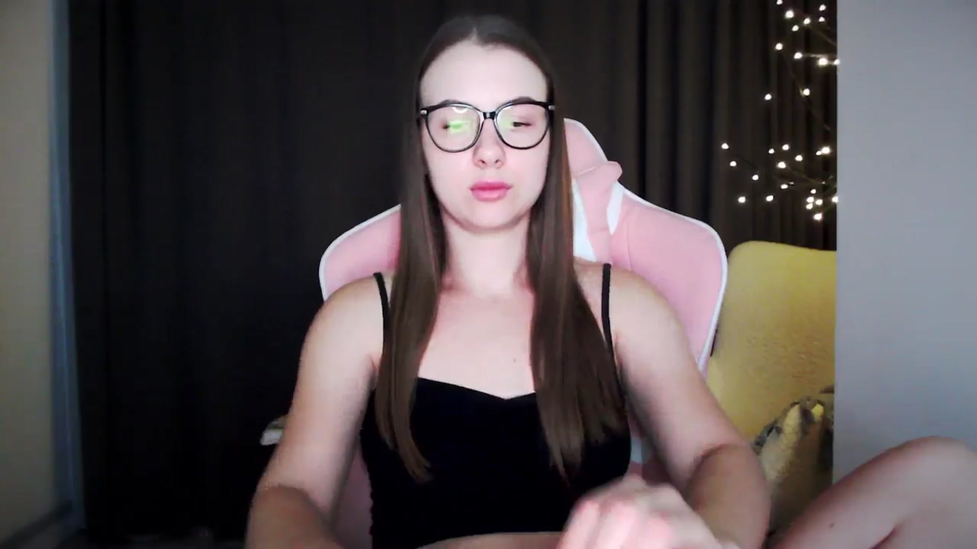 Gallery image thumbnail from MaryMe_'s myfreecams stream on, 08/15/2024, 23:21 image 7 of 20
