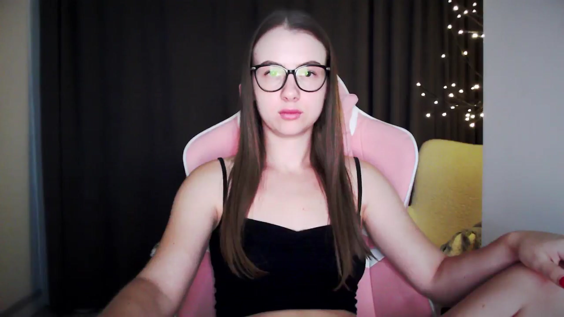 Gallery image thumbnail from MaryMe_'s myfreecams stream on, 08/15/2024, 23:21 image 16 of 20