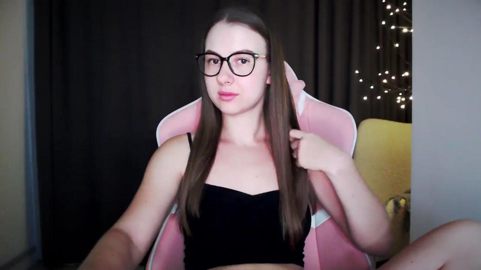 Gallery image thumbnail from MaryMe_'s myfreecams stream on, 08/15/2024, 23:21 image 4 of 20