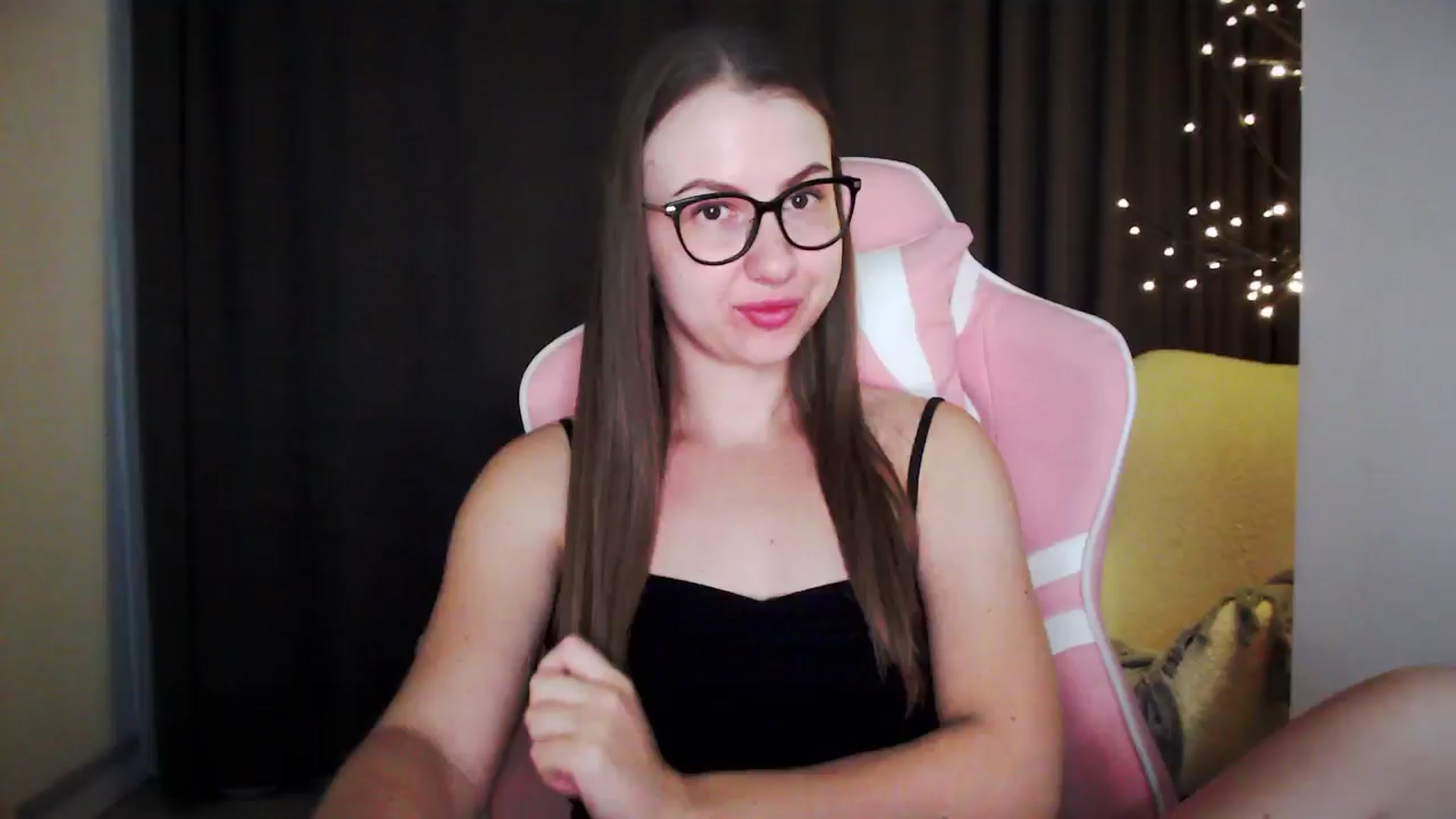 Gallery image thumbnail from MaryMe_'s myfreecams stream on, 08/16/2024, 24:00 image 4 of 20