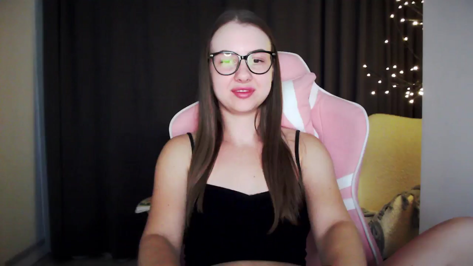Gallery image thumbnail from MaryMe_'s myfreecams stream on, 08/16/2024, 24:00 image 16 of 20