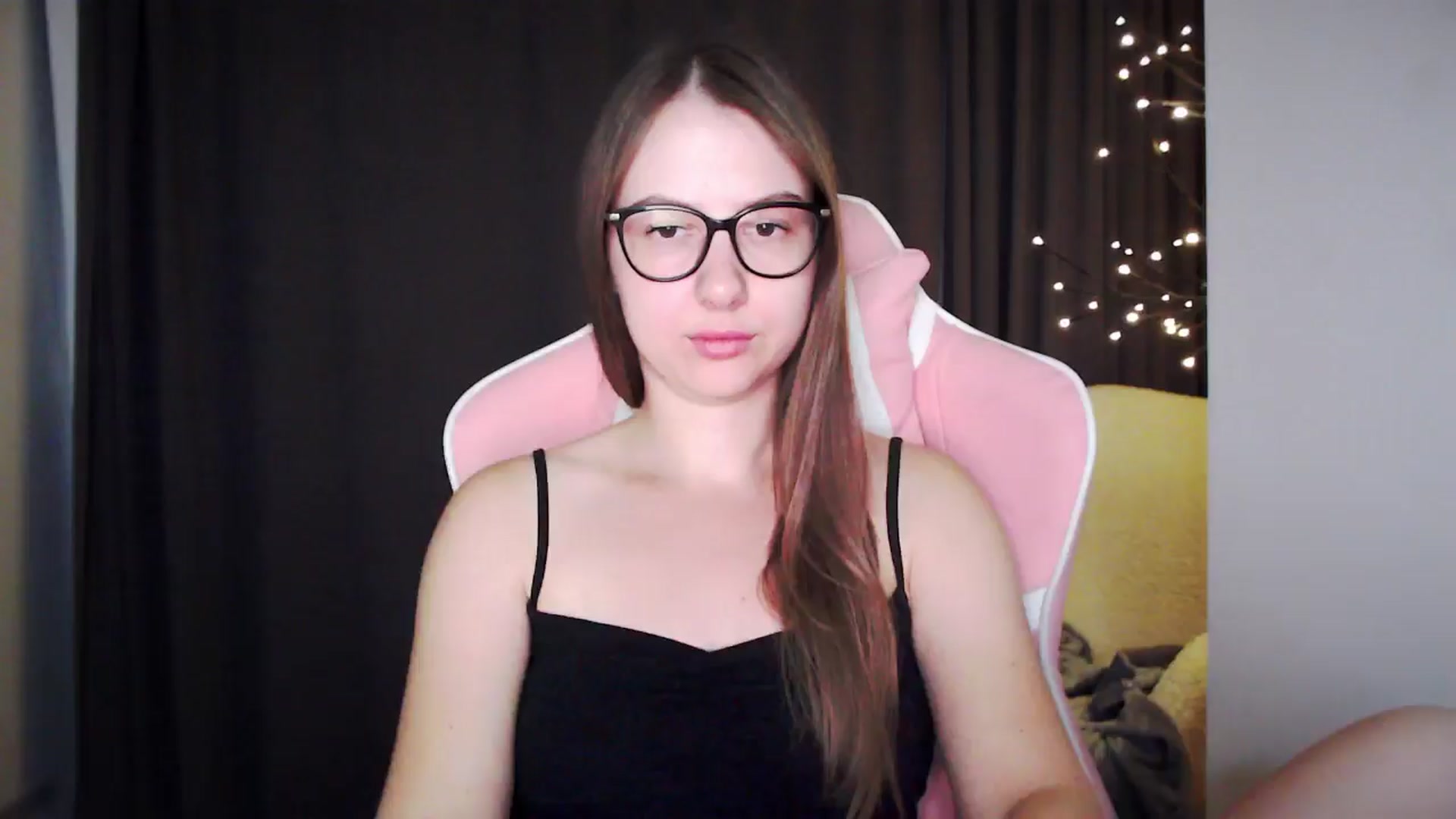 Gallery image thumbnail from MaryMe_'s myfreecams stream on, 08/21/2024, 24:40 image 13 of 20