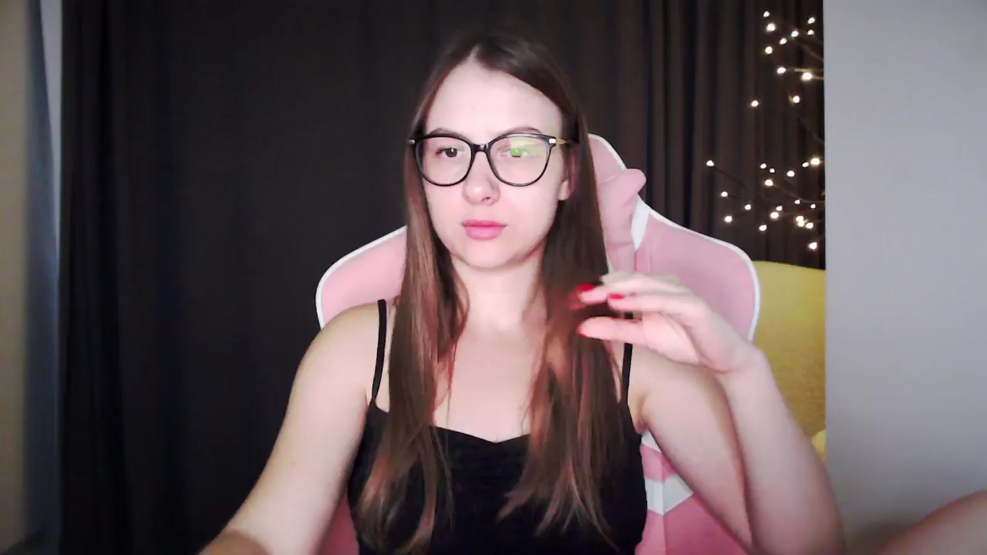 Gallery image thumbnail from MaryMe_'s myfreecams stream on, 08/21/2024, 24:40 image 7 of 20