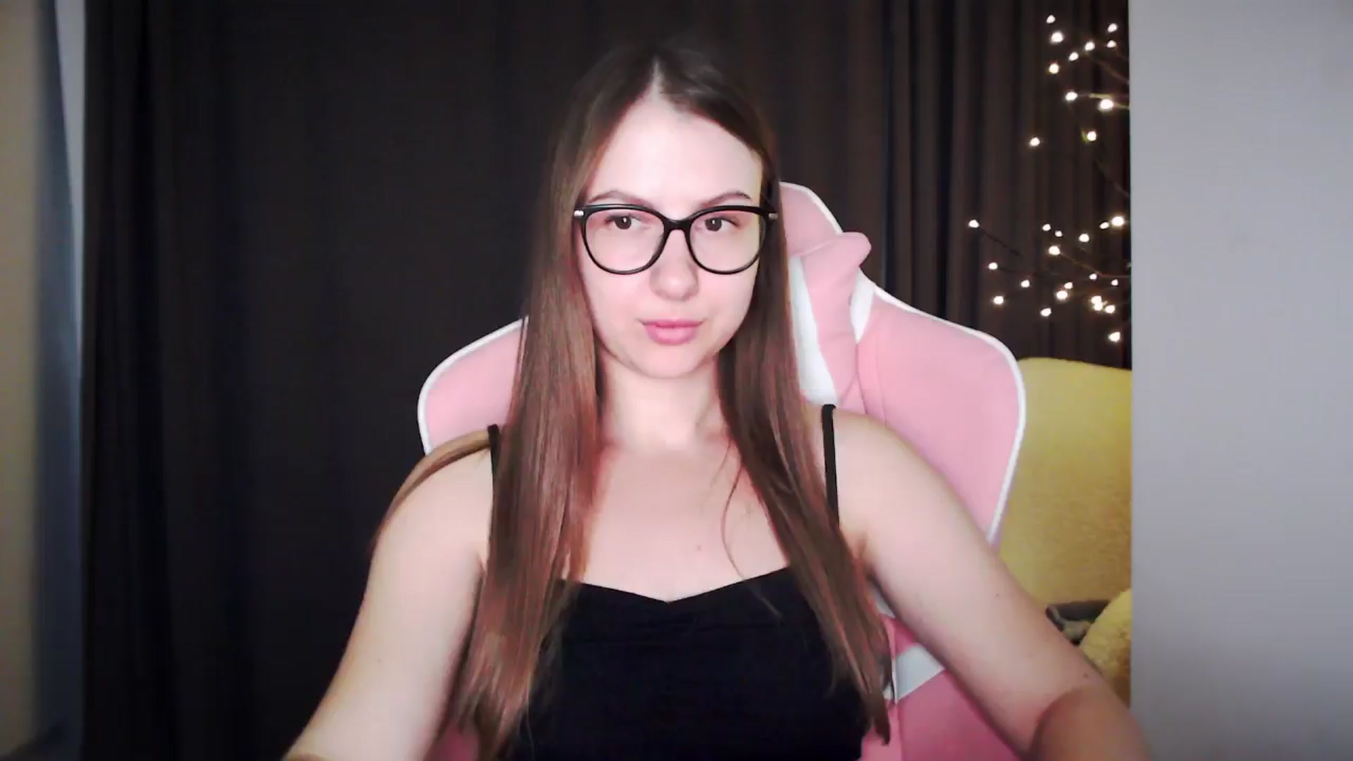Gallery image thumbnail from MaryMe_'s myfreecams stream on, 08/21/2024, 24:40 image 11 of 20