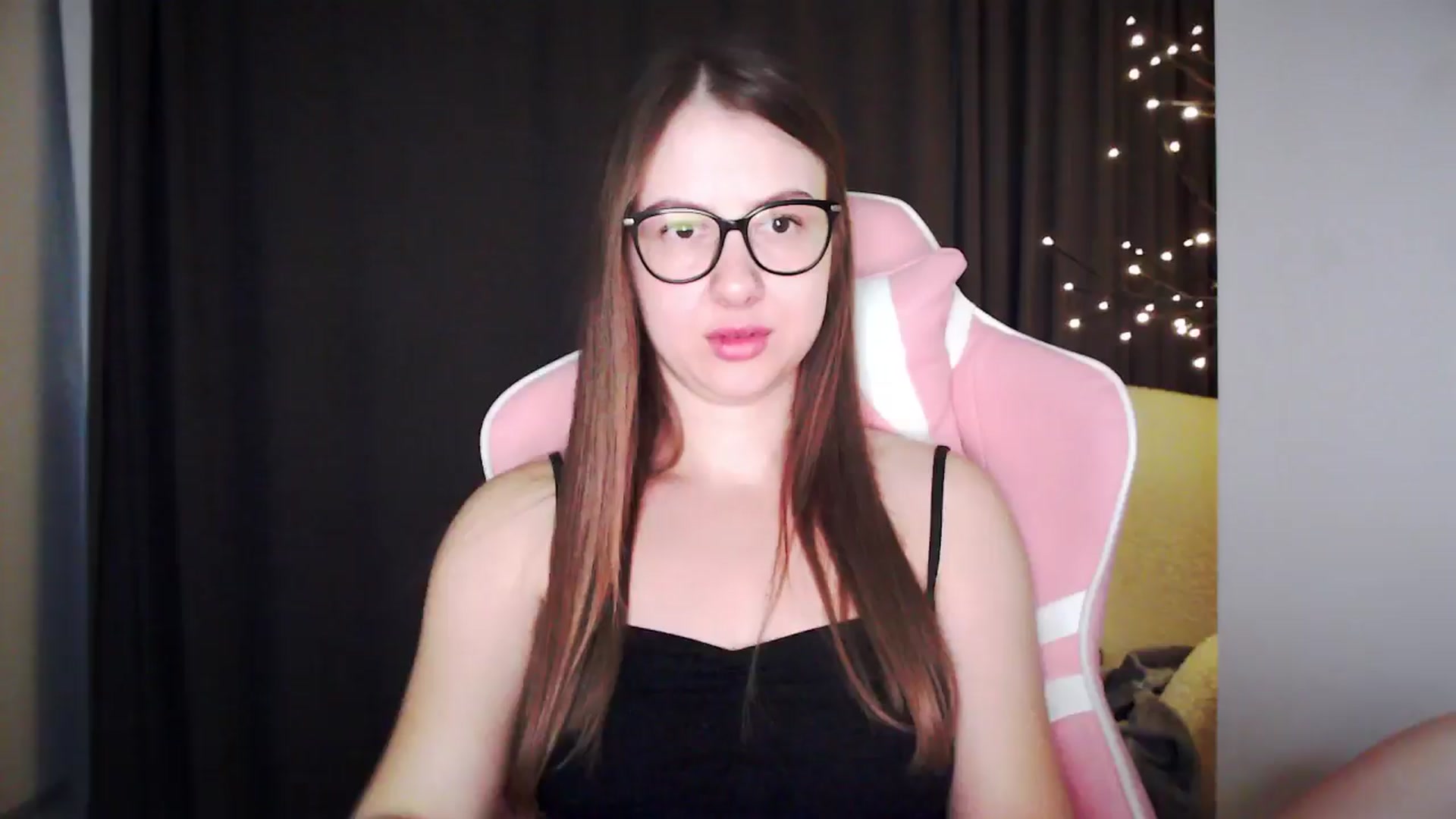 Gallery image thumbnail from MaryMe_'s myfreecams stream on, 08/21/2024, 24:40 image 2 of 20