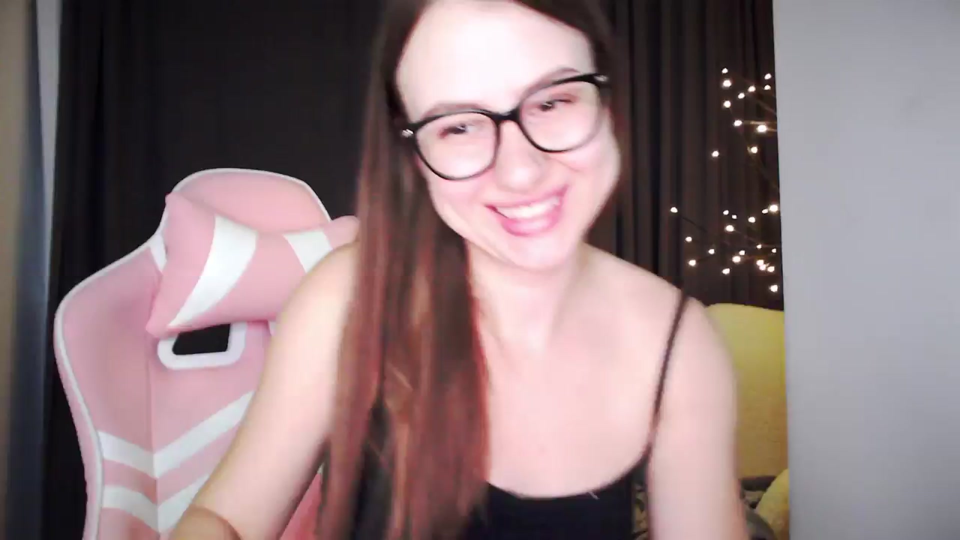 Gallery image thumbnail from MaryMe_'s myfreecams stream on, 08/21/2024, 01:37 image 3 of 20