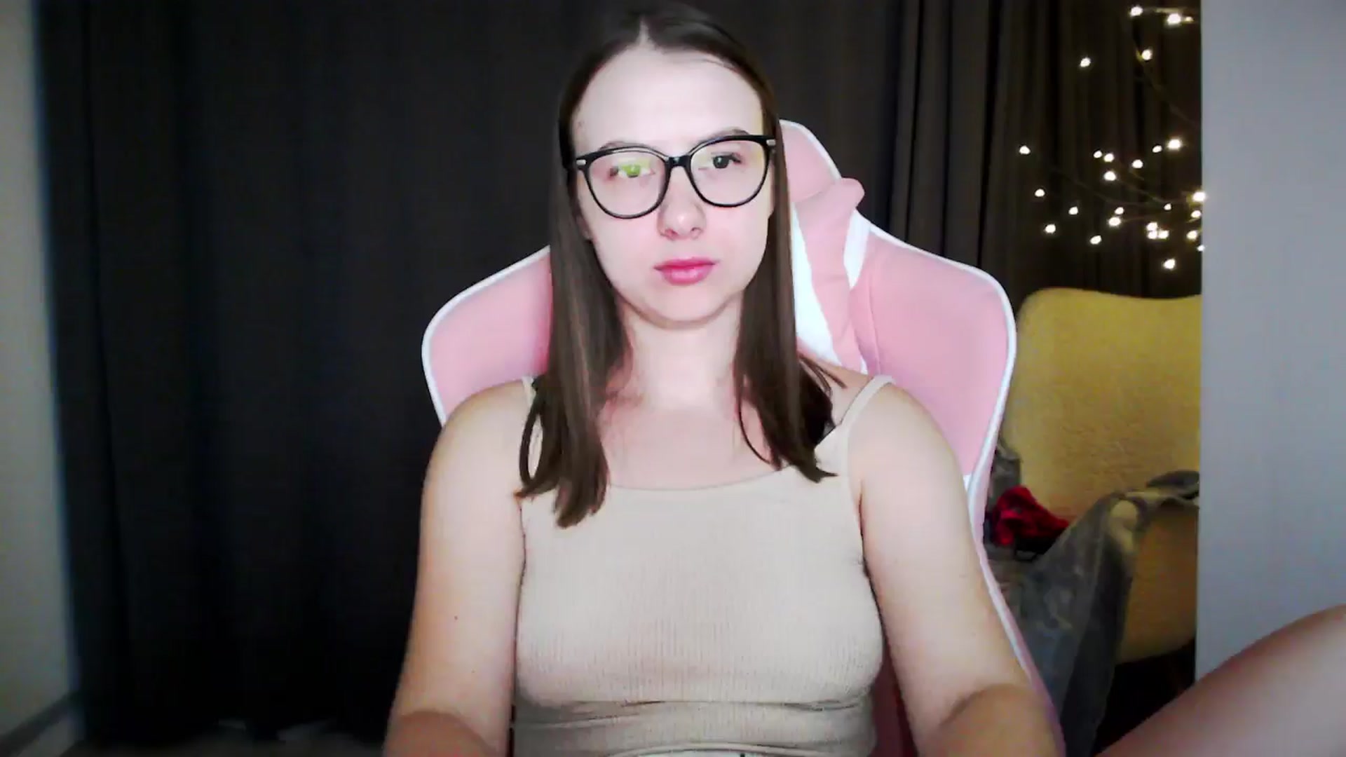 Gallery image thumbnail from MaryMe_'s myfreecams stream on, 09/08/2024, 02:09 image 13 of 20