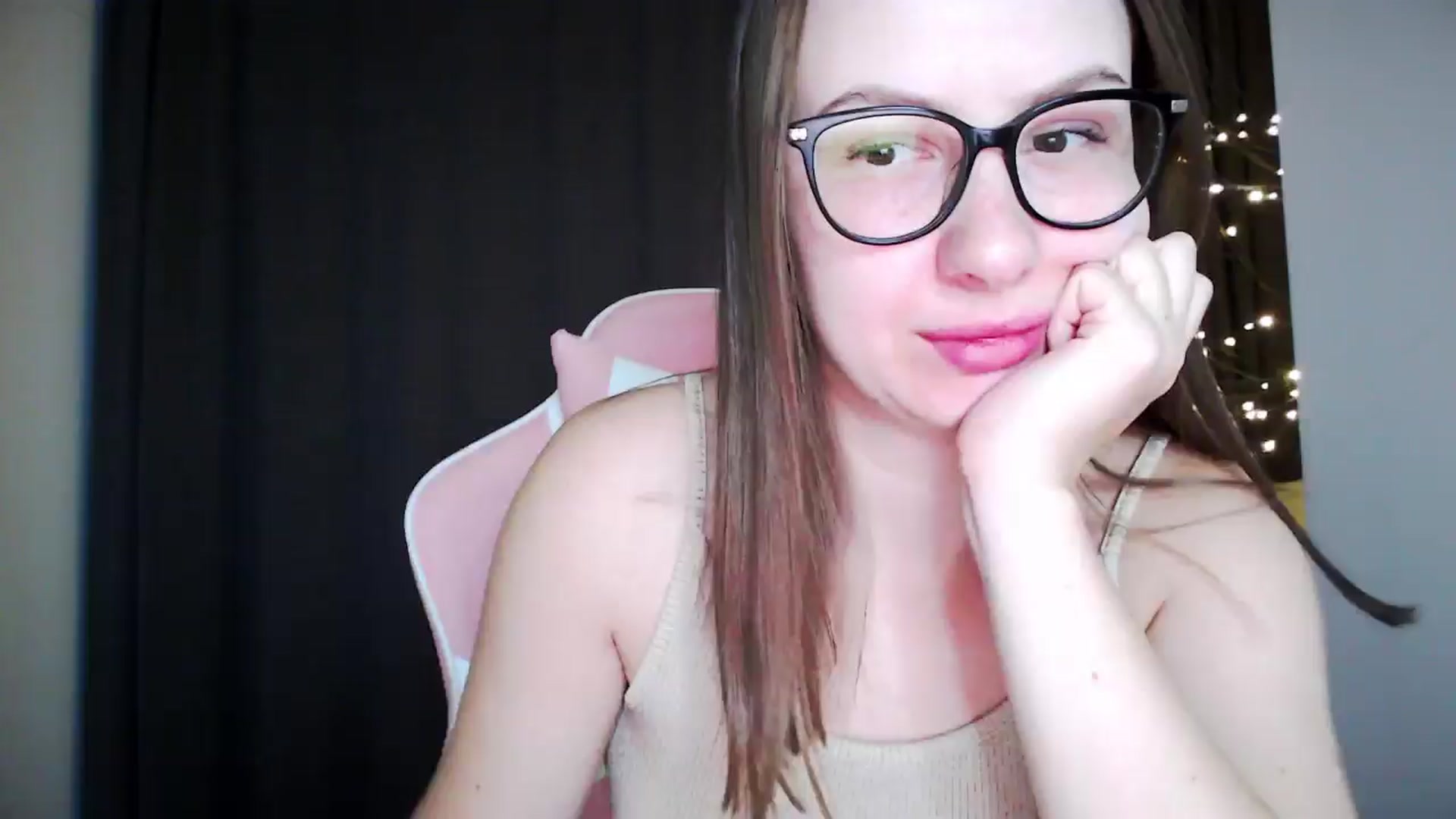 Gallery image thumbnail from MaryMe_'s myfreecams stream on, 09/08/2024, 02:09 image 4 of 20