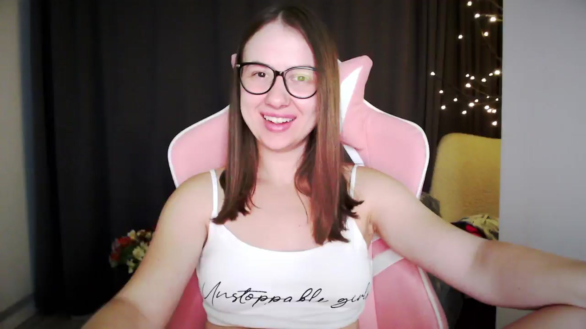 Gallery image thumbnail from MaryMe_'s myfreecams stream on, 09/18/2024, 02:04 image 9 of 20