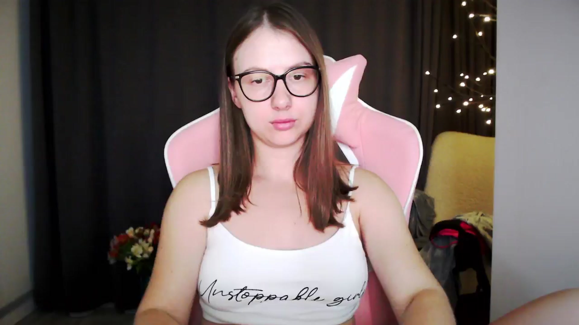 Gallery image thumbnail from MaryMe_'s myfreecams stream on, 09/18/2024, 02:04 image 8 of 20