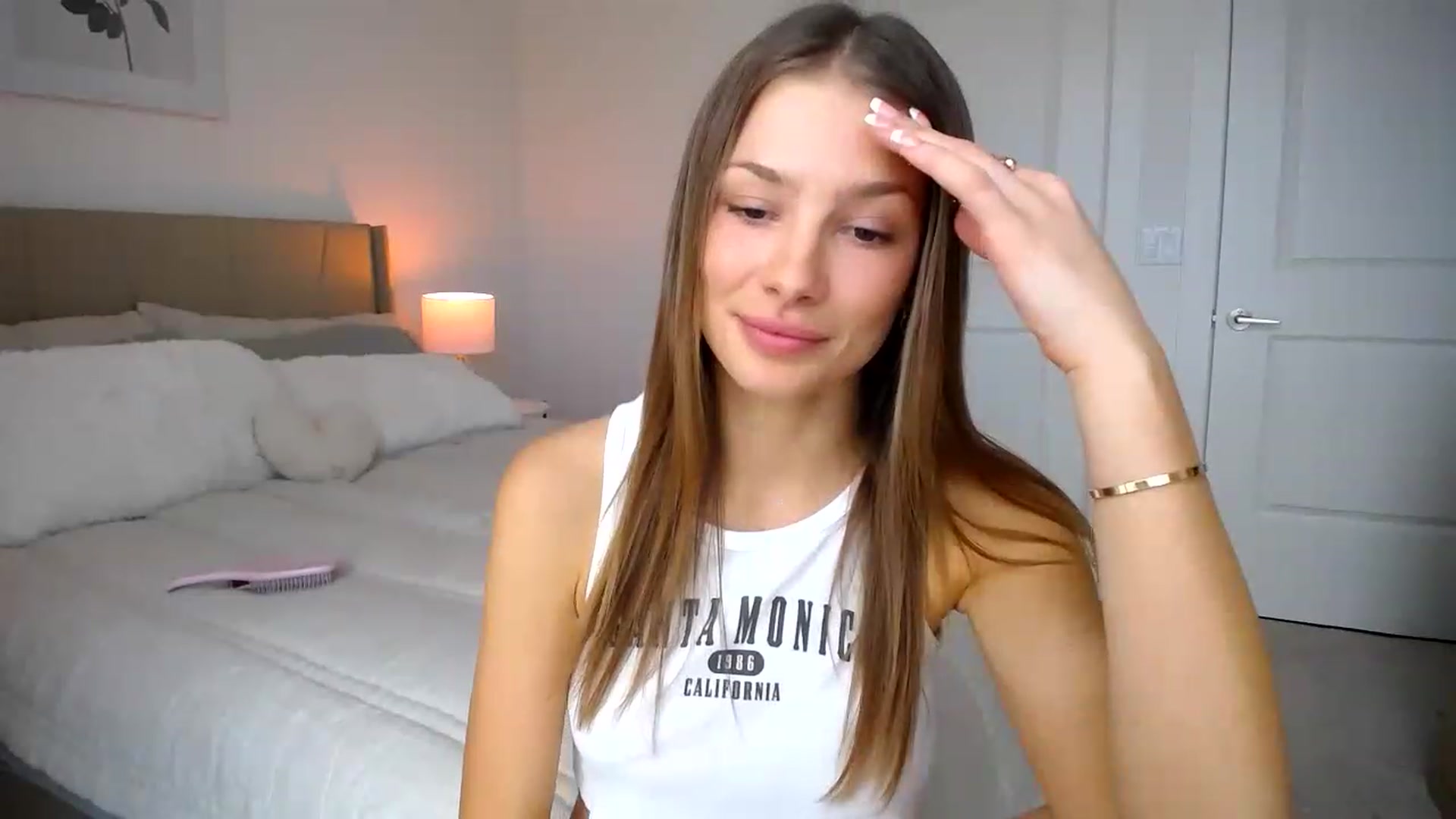 Gallery image thumbnail from MaryNewM's myfreecams stream on, 03/01/2023, 21:28 image 20 of 20