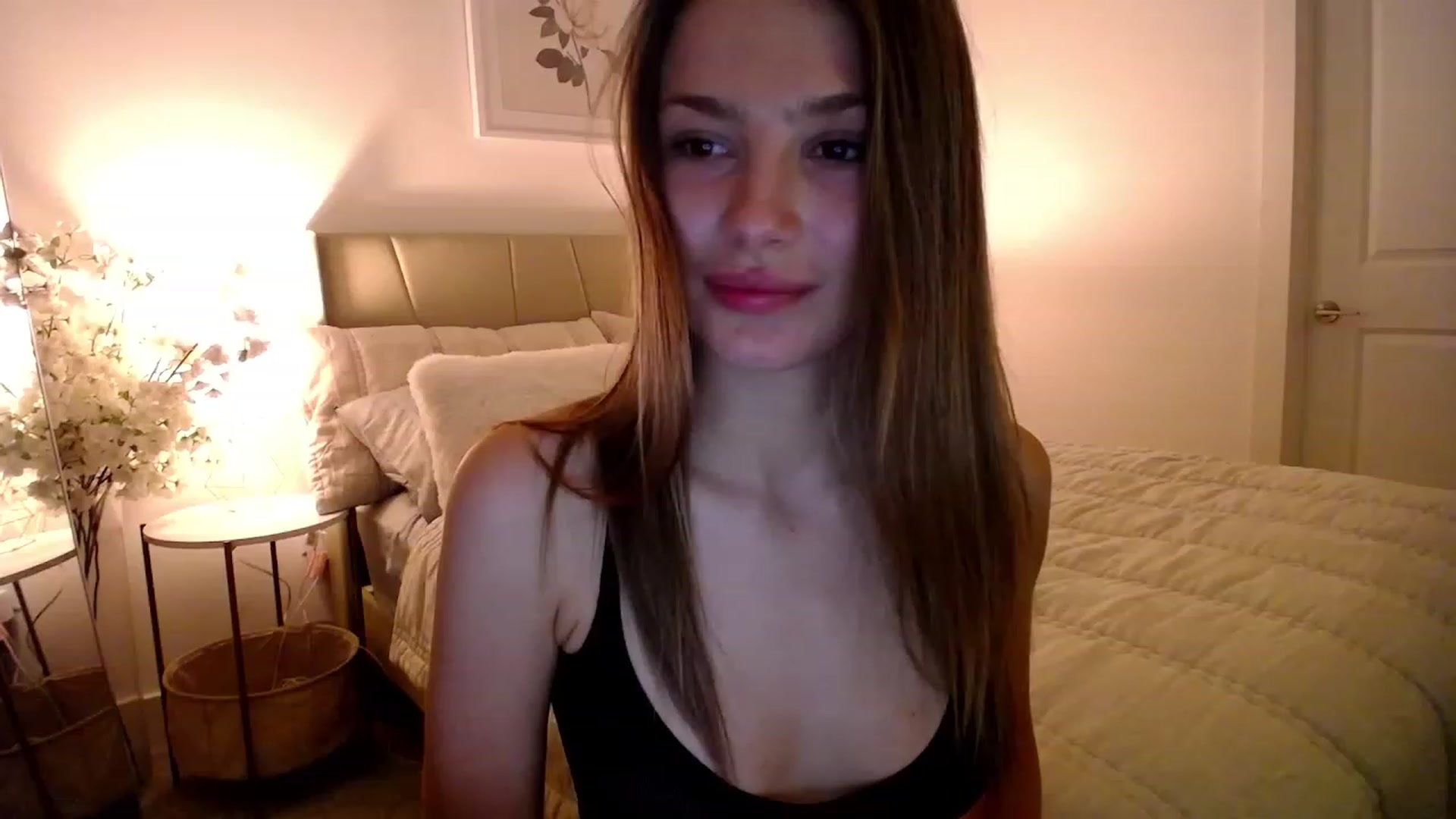 Gallery image thumbnail from MaryNewM's myfreecams stream on, 03/02/2023, 02:37 image 12 of 20