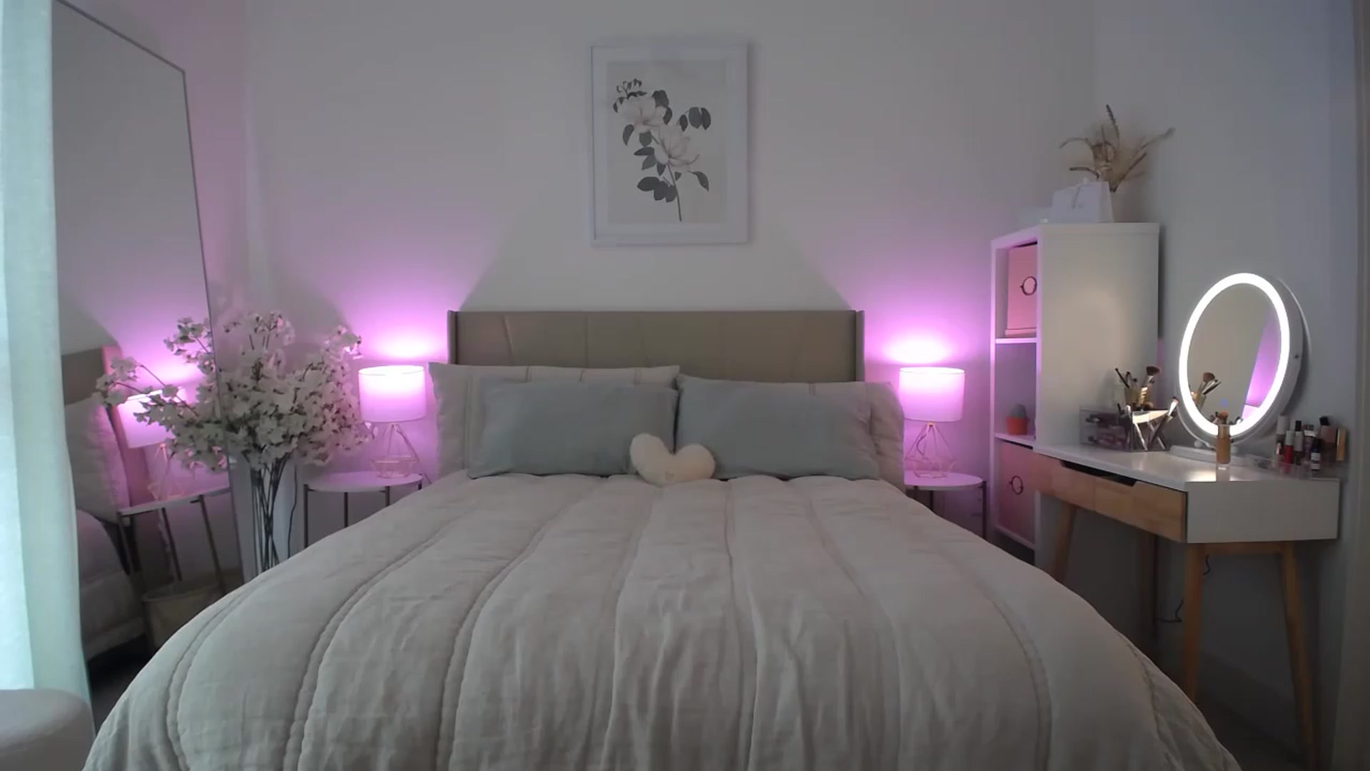 Gallery image thumbnail from MaryNewM's myfreecams stream on, 03/20/2023, 23:14 image 7 of 20