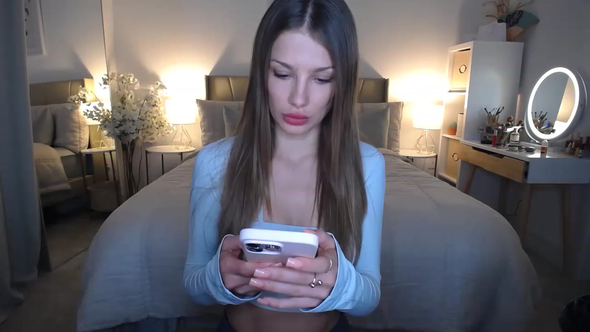 Gallery image thumbnail from MaryNewM's myfreecams stream on, 03/31/2023, 03:46 image 15 of 20