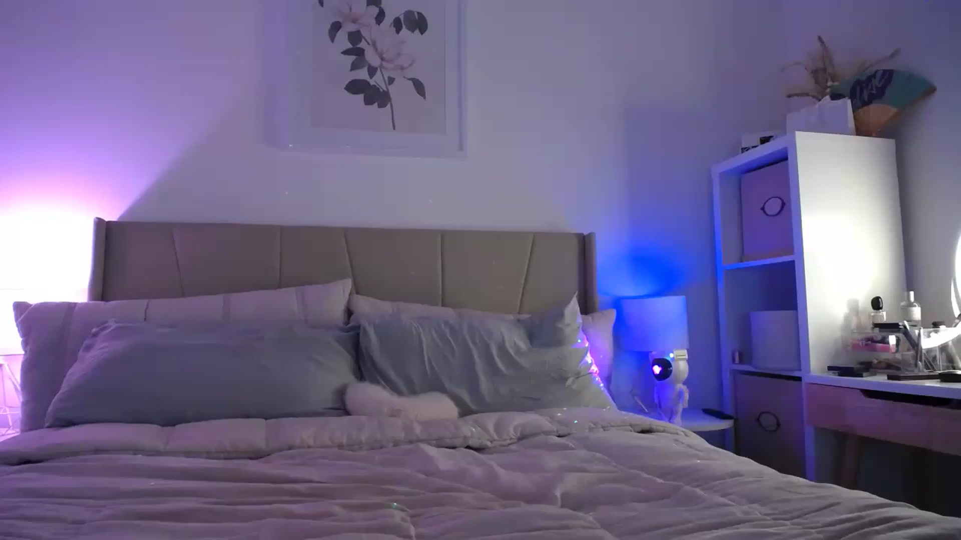 Gallery image thumbnail from MaryNewM's myfreecams stream on, 04/27/2023, 06:22 image 18 of 20